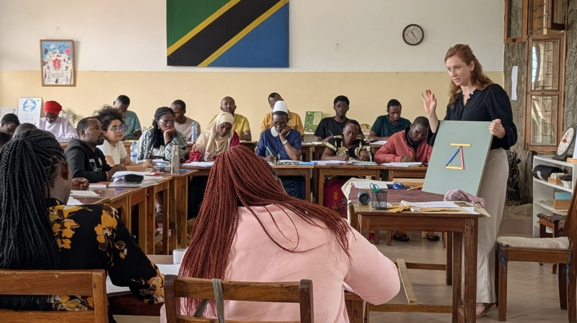 Bo Mynett presenting lectures in Mwanza, Tanzania on the first International AMI 6-12 Diploma course ever held in Africa.