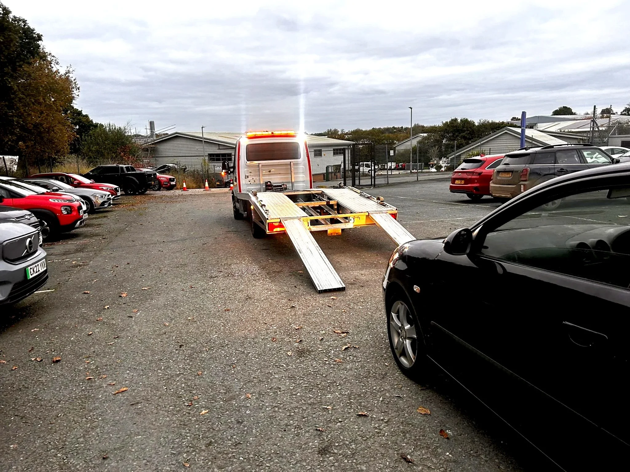 Vehicle transportation, commercial and trade transport / support, garage drop-off / pick-ups, dealerships, emergency recovery, accident recovery