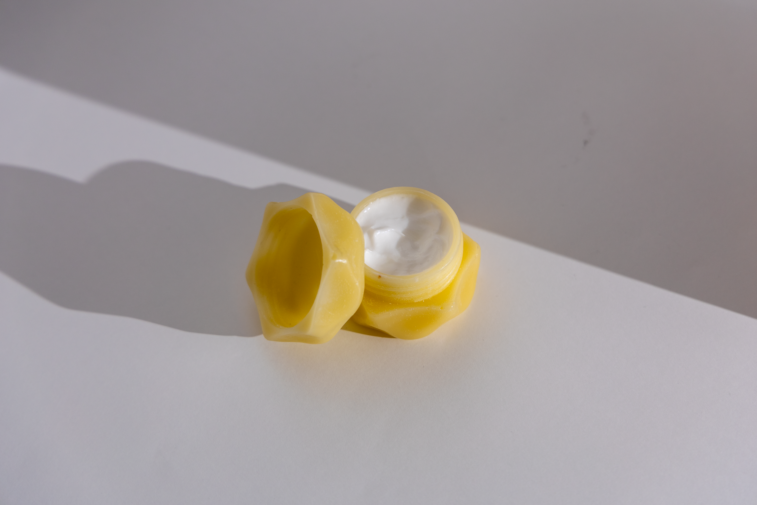 beeswax cos line shadow compress - Adam Clifford.png