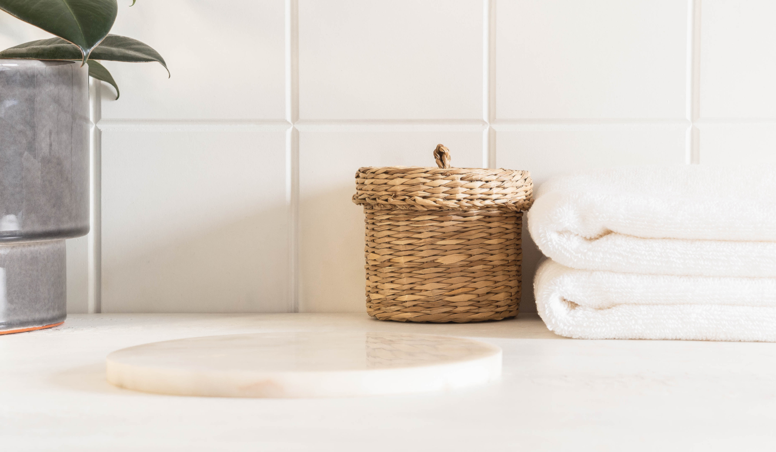 The Bathroom Flooring Guide: Natural Materials That Bring Warmth, Texture, and Spa-Like Comfort to Everyday Spaces