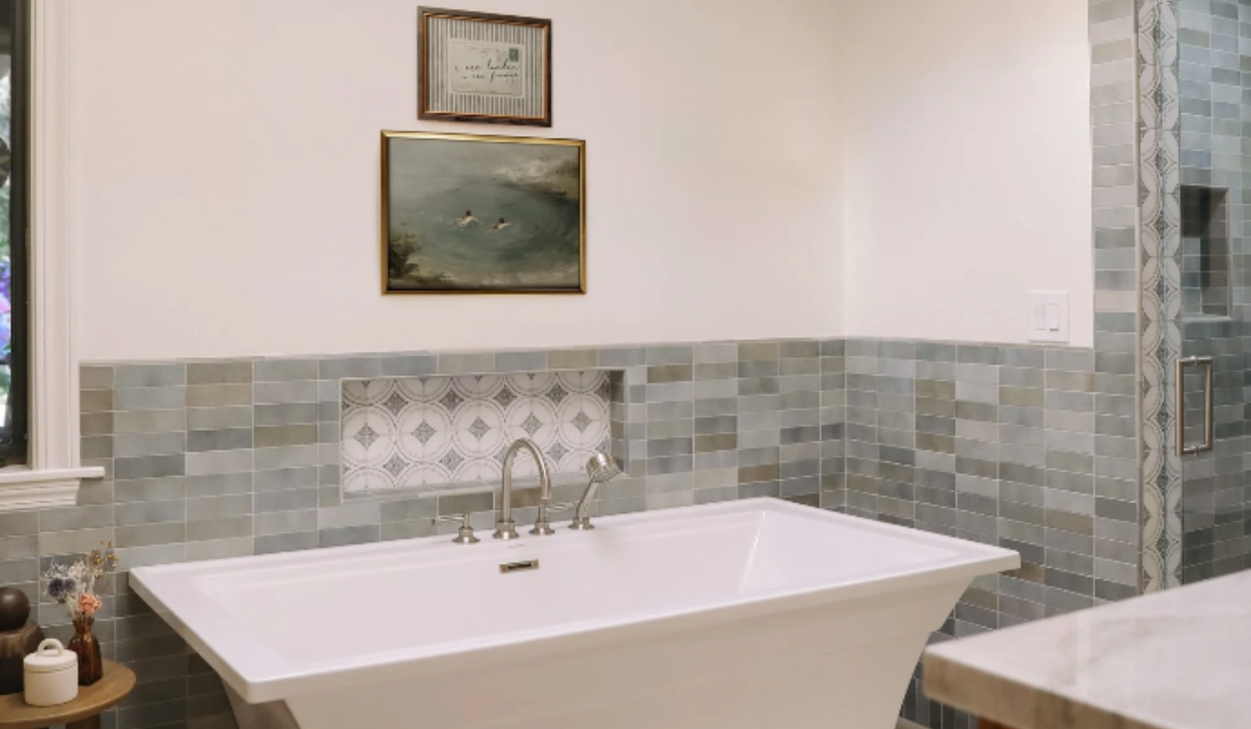 The 4 Best Bathtubs for Every Style and Budget (A Designer's Guide)