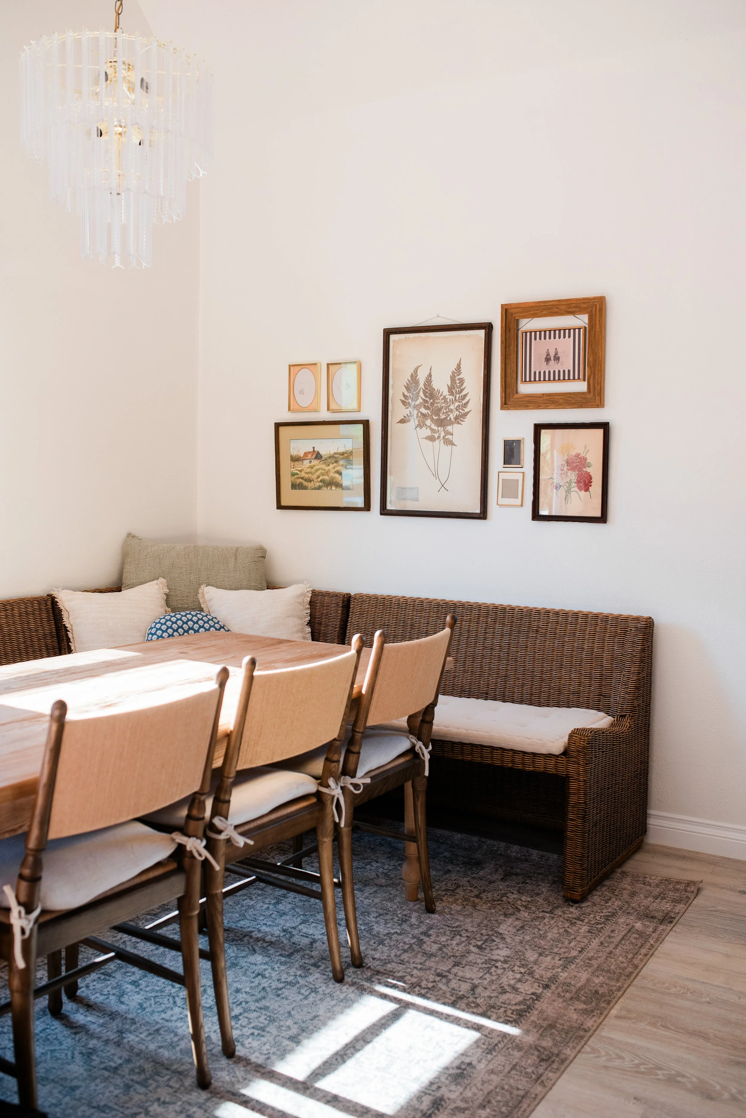 Kitchen dining table