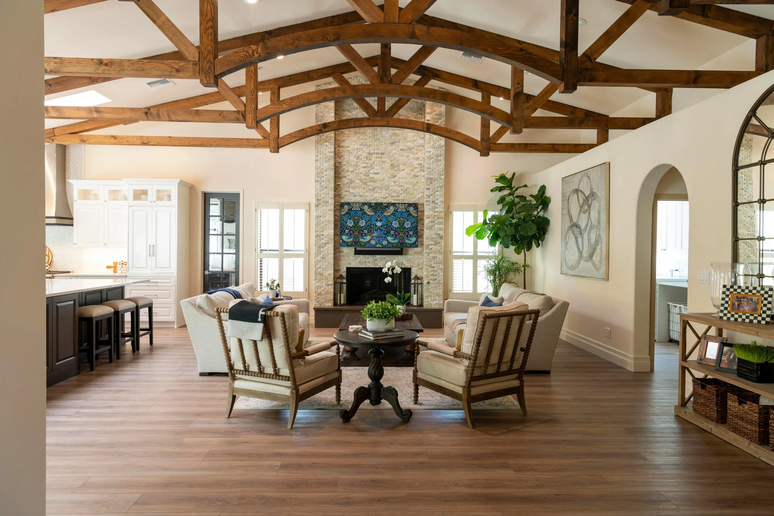 How to Buy a Luxury Home: A Complete Guide for High-End Real Estate Buyers