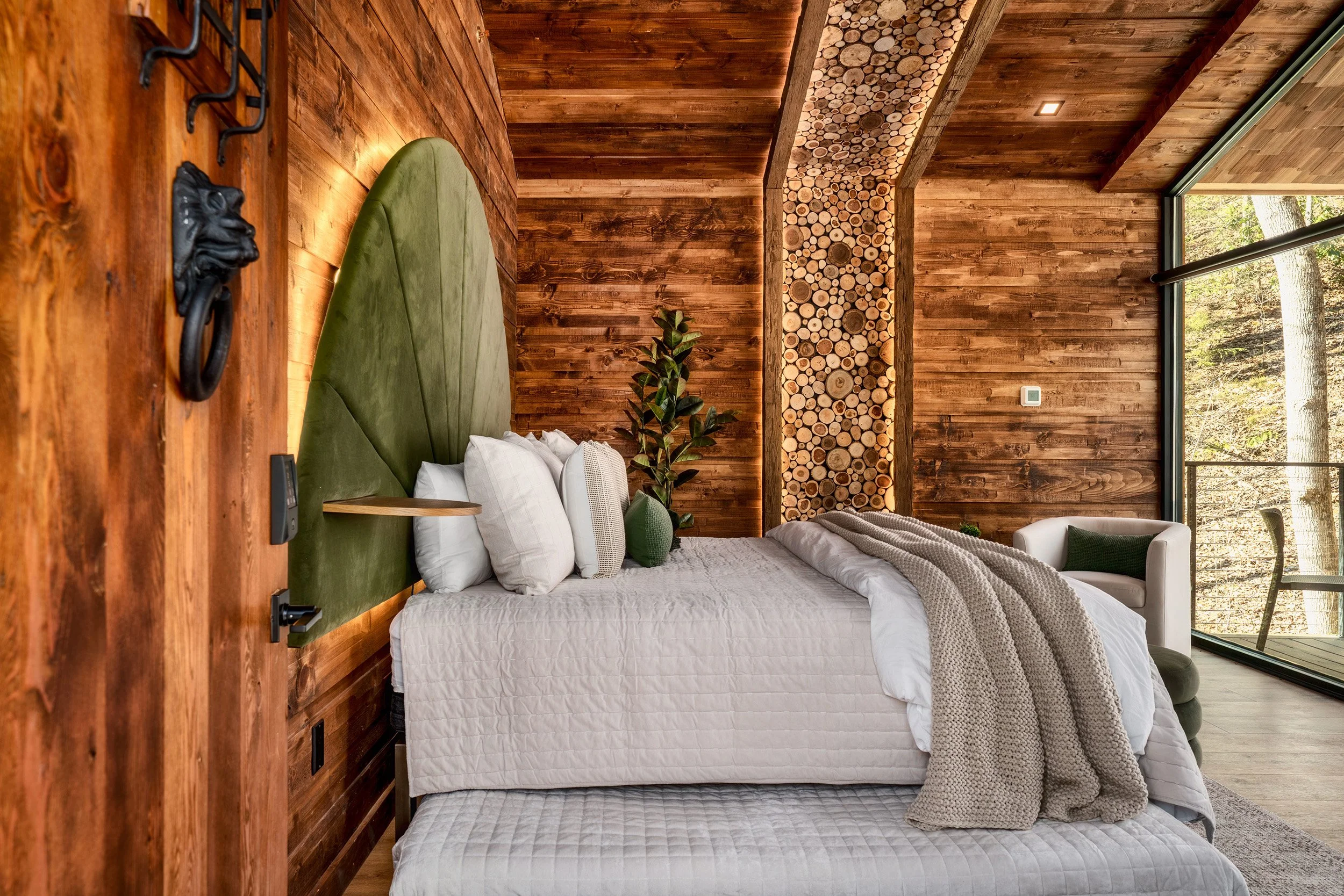 3 MRM-TheHideout-082.jpeg