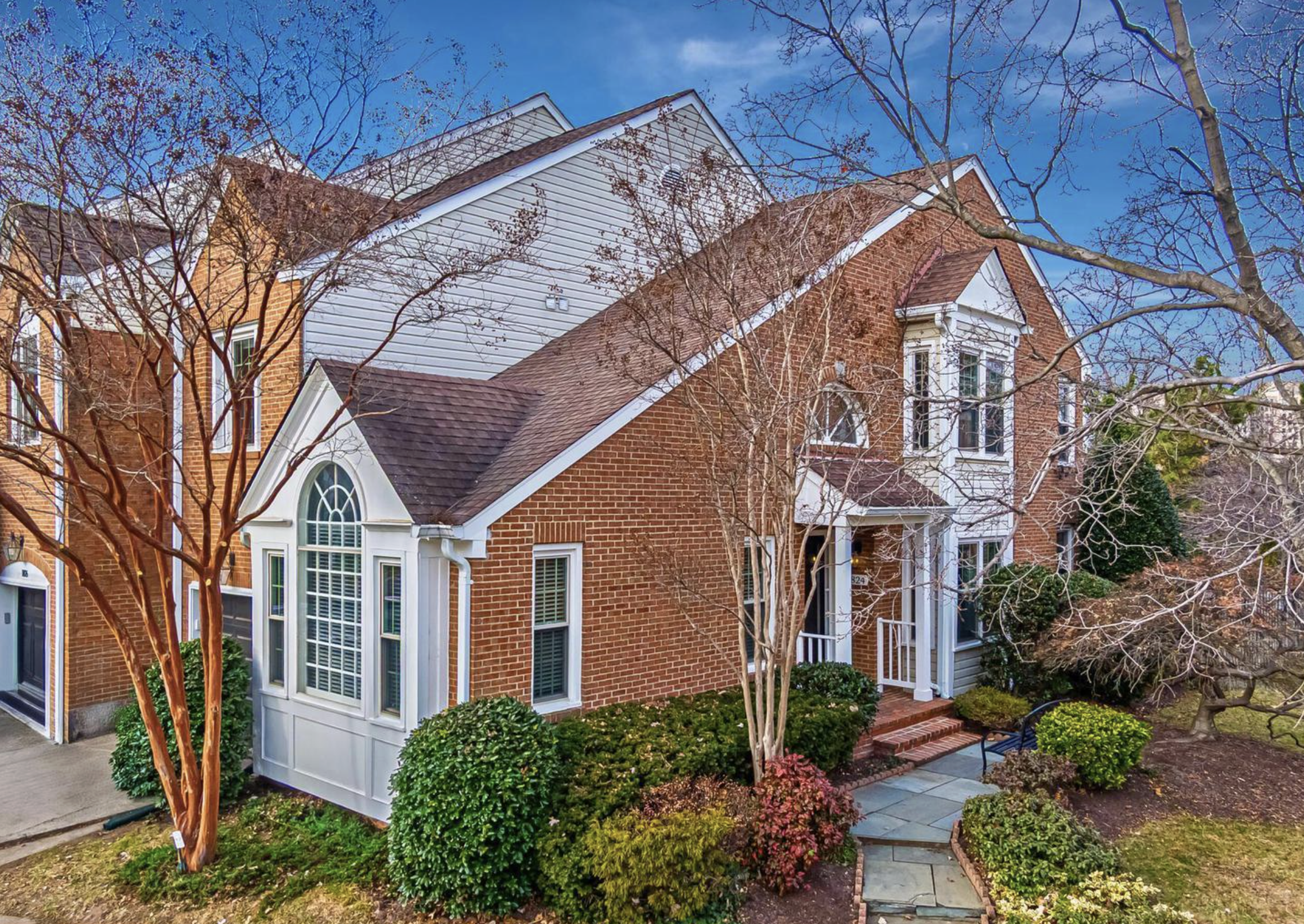 1824 Duffield Ln.
Alexandria, VA 22307