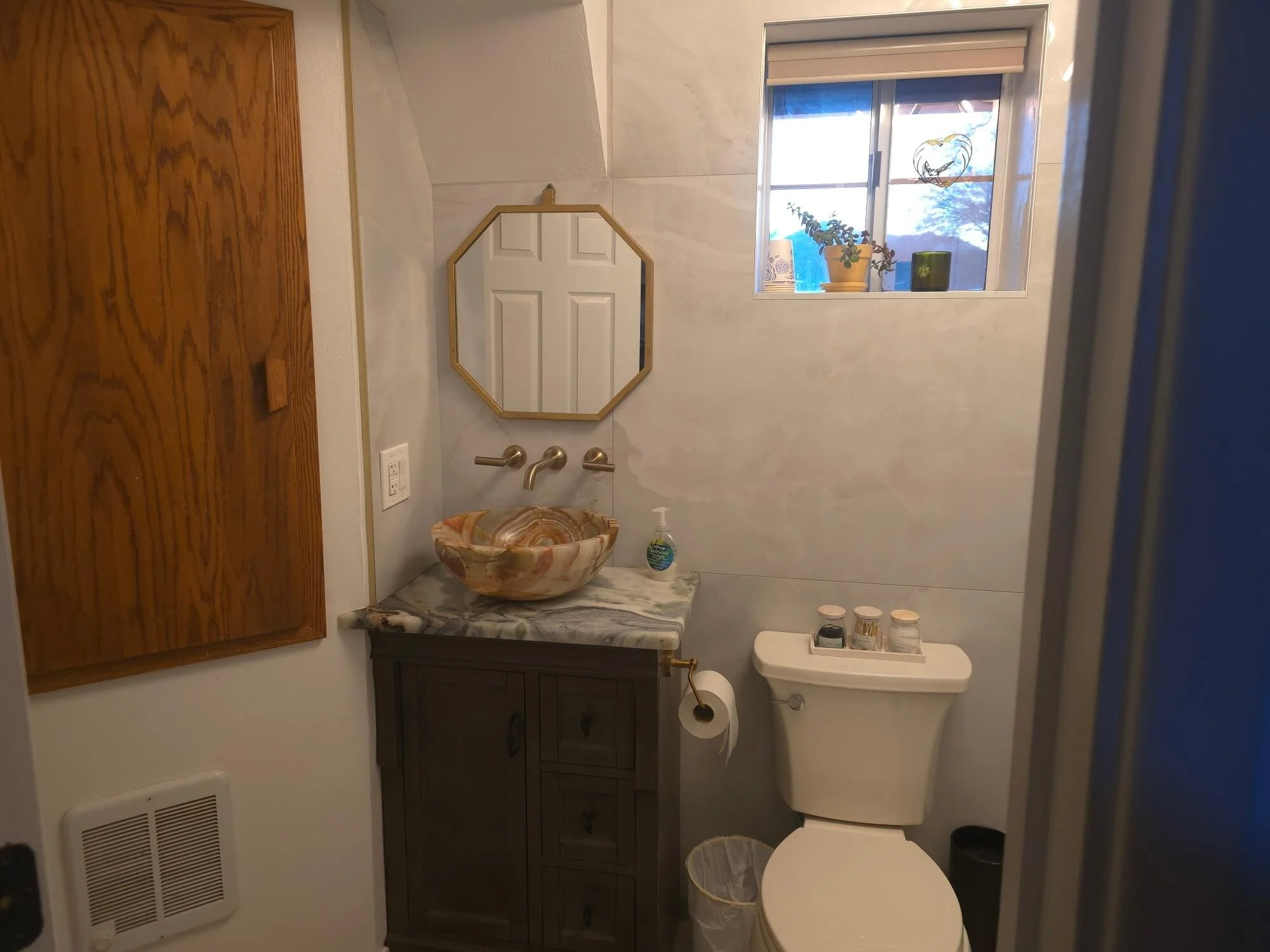 shared-bathroom.jpg