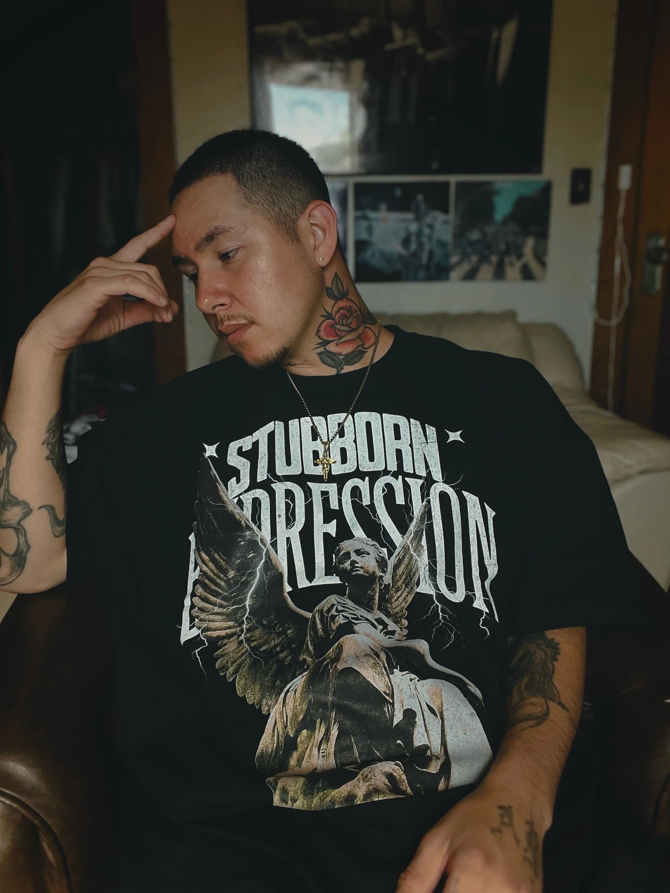Heavenly 🪽
- Stubborn Expression Heavenly Graphic Tee 

#mensfashion #graphictee #streetwear #steetstyle #stubbornexpression