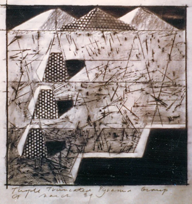 grupo de piramides.jpg