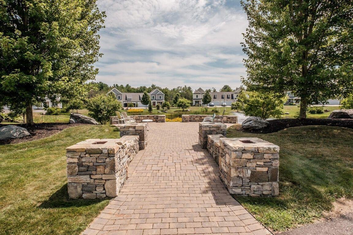 Scarborough condo sold in Dunstan Crossing in Scarborough development