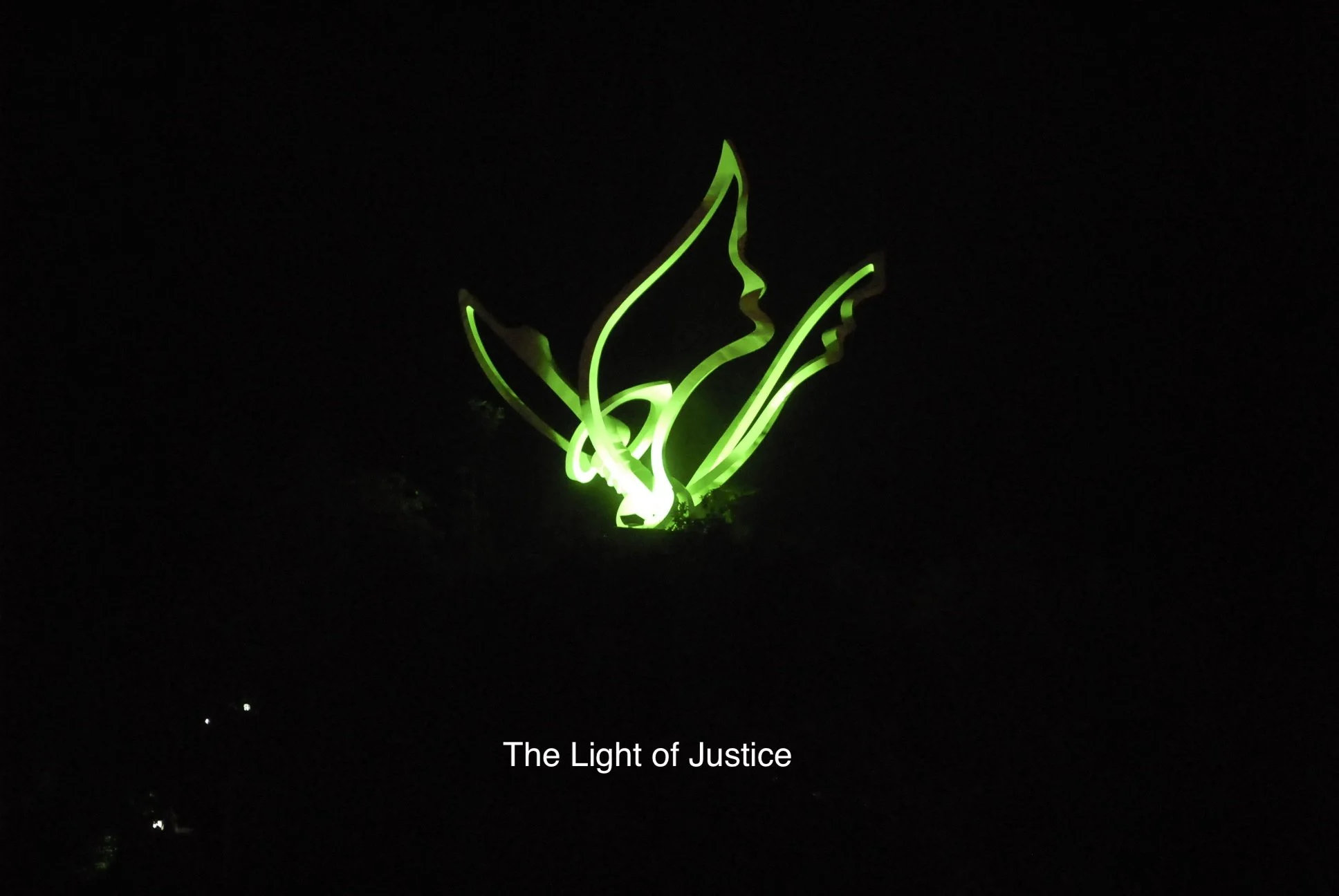正义之光的副本.JPG