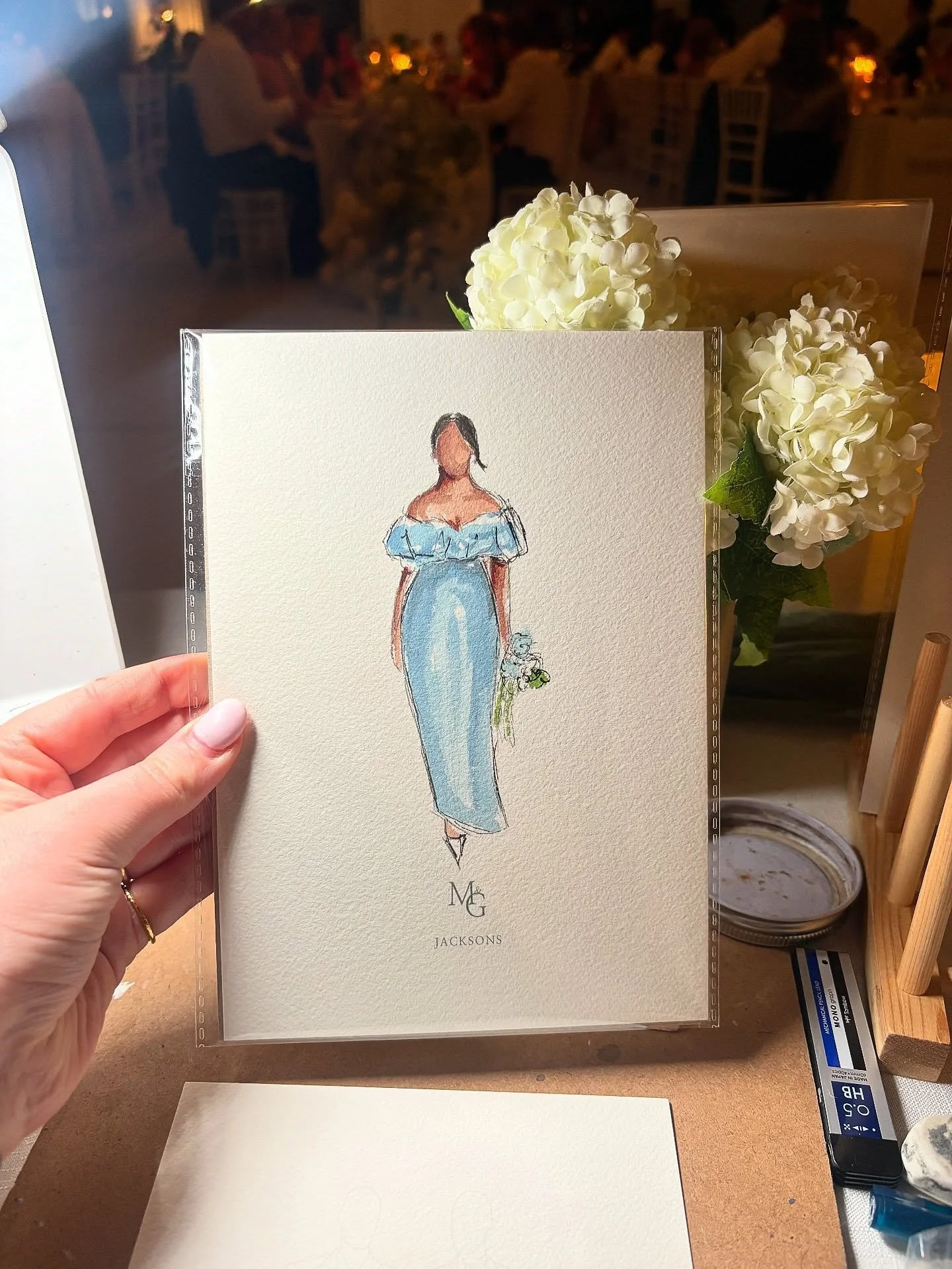 I absolutely love the solo illustration shots! Sharing this illustration from Meg and Greg&rsquo;s perfect day of her stunning bridesmaid! 💙