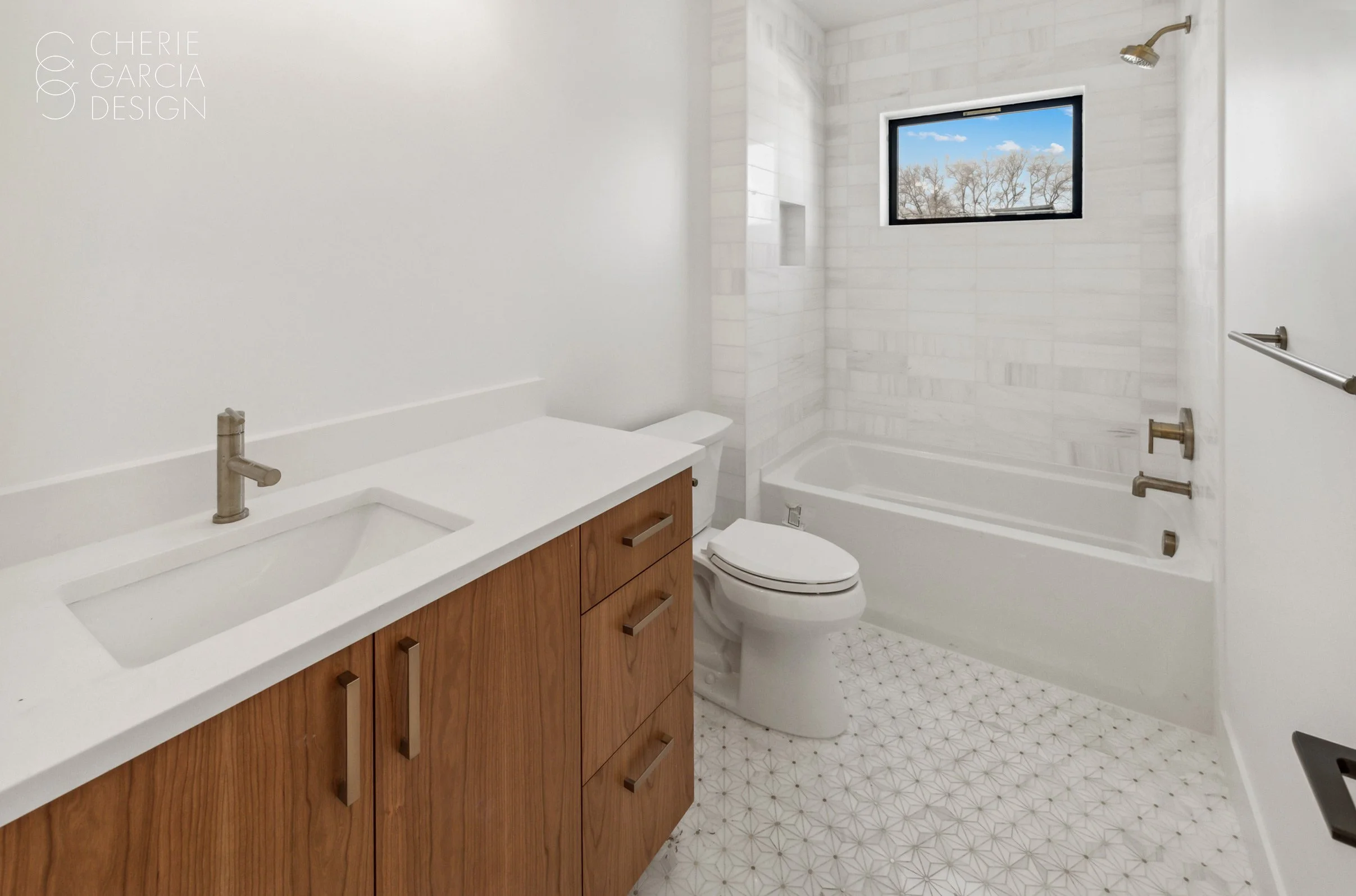 Tejon-3bath-1b.jpg