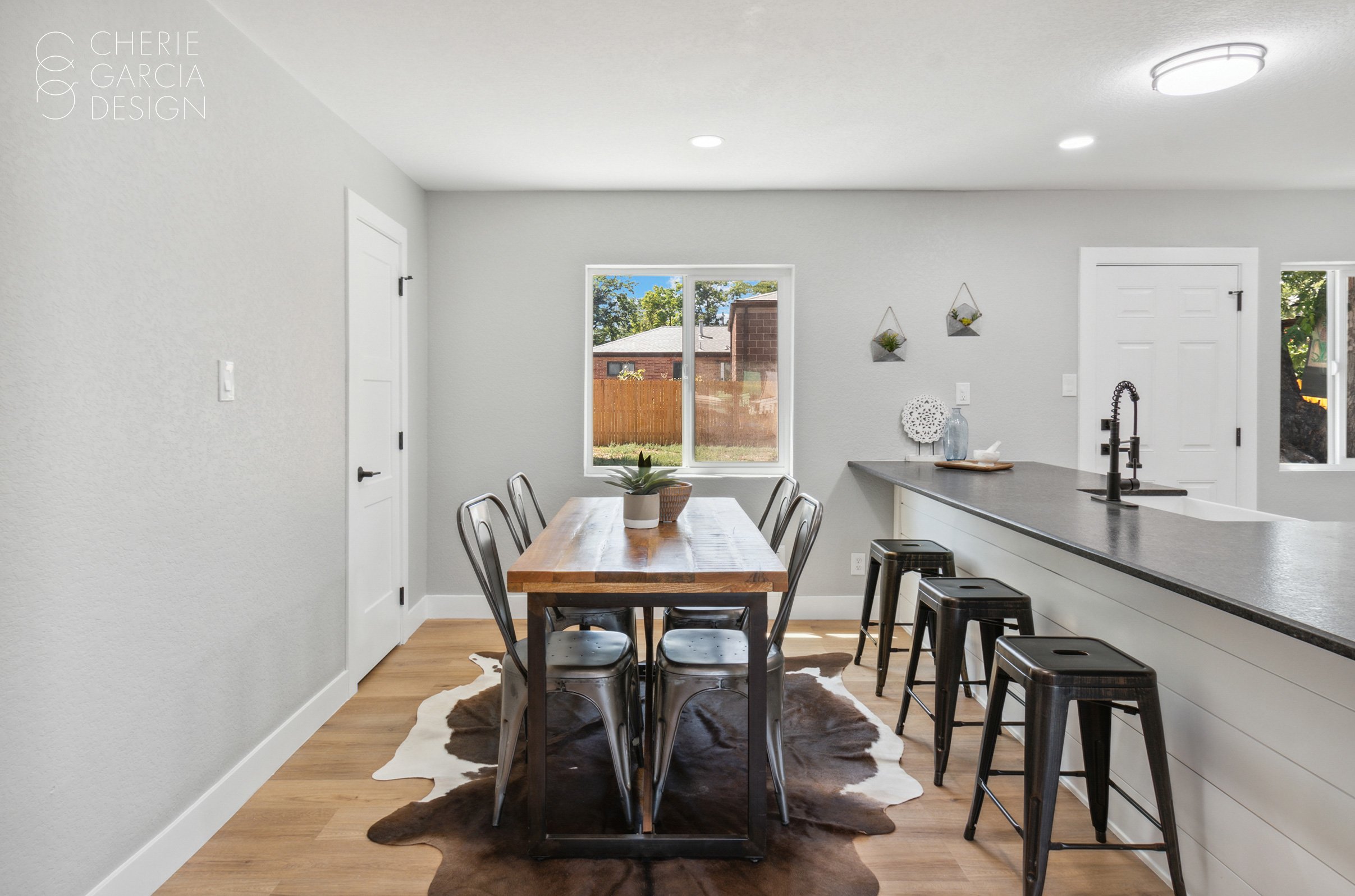 WyomingPl_kitchen1-b.jpg