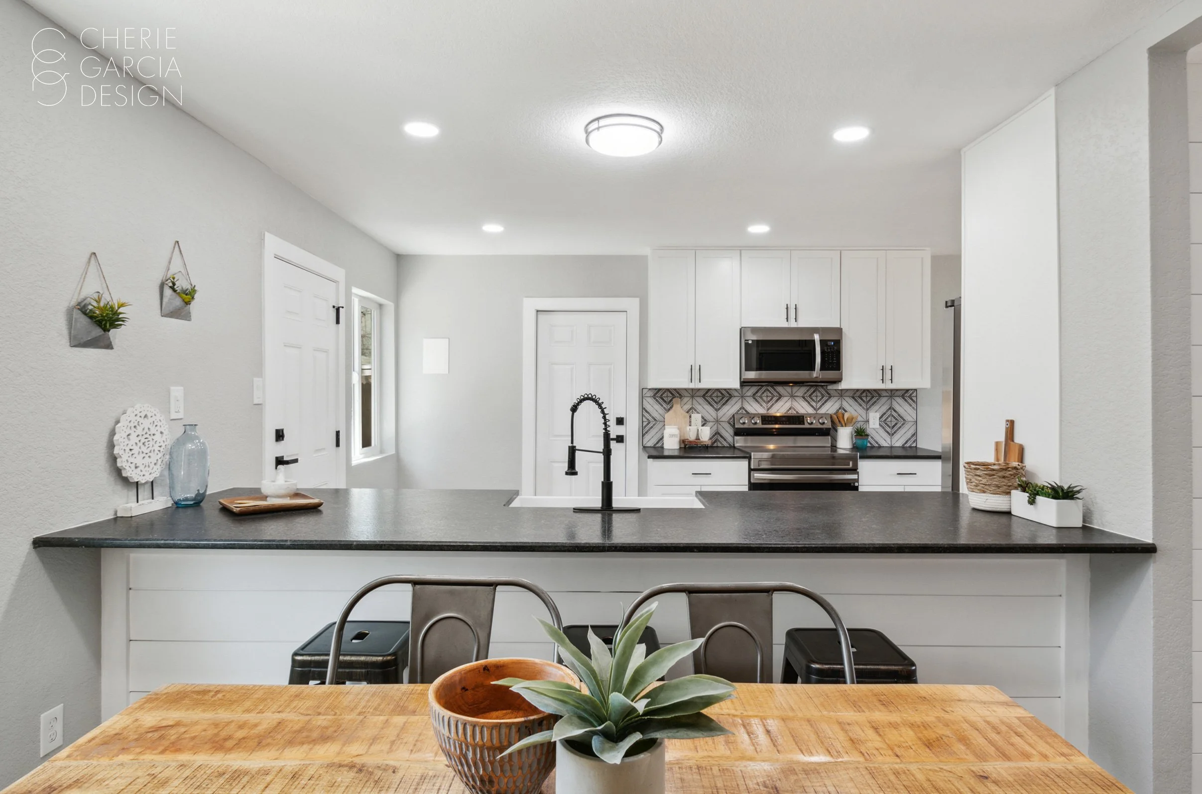 WyomingPl_kitchen4-b.jpg