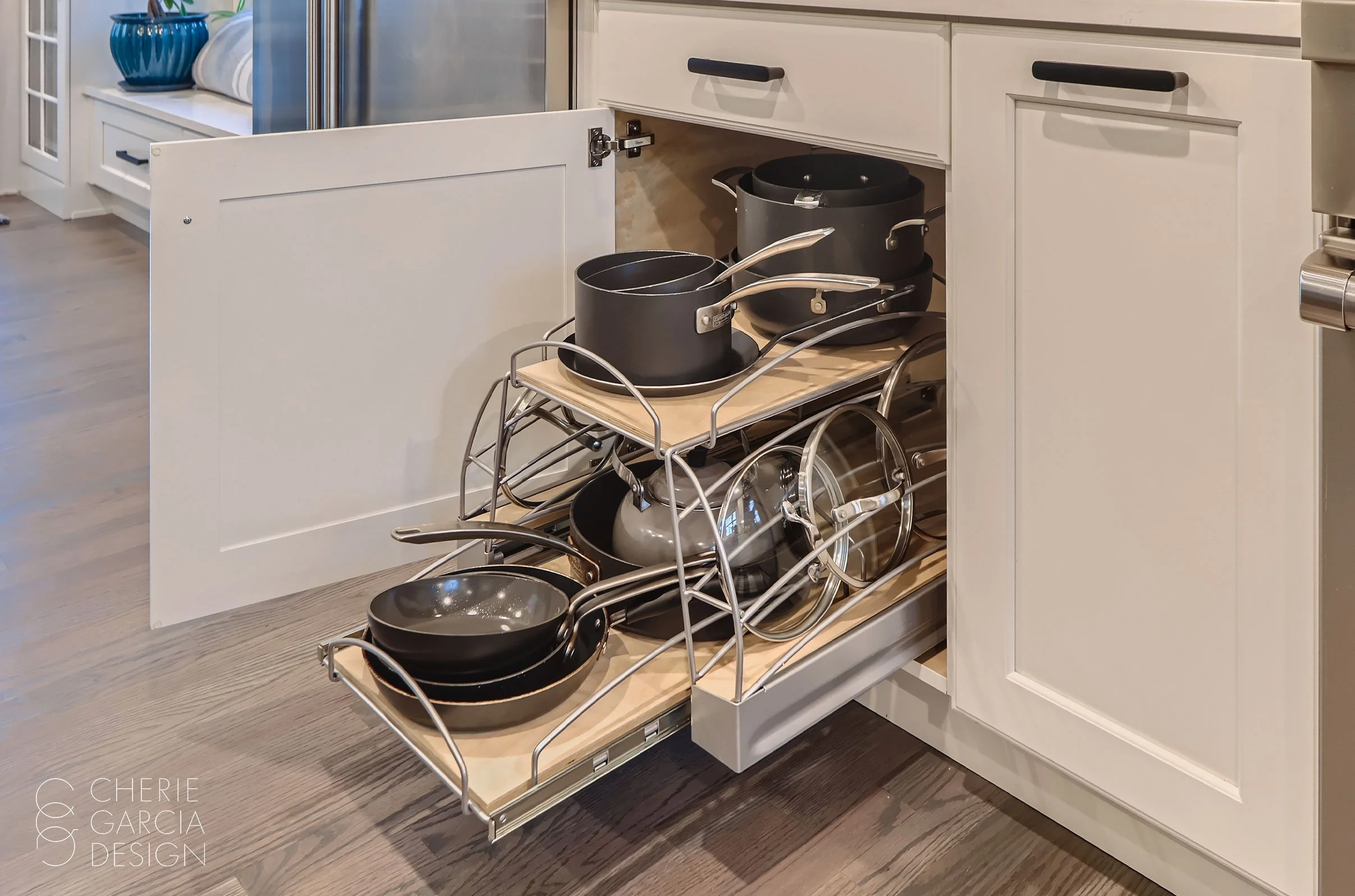 MaplewoodPl_kitchen14-b.jpg