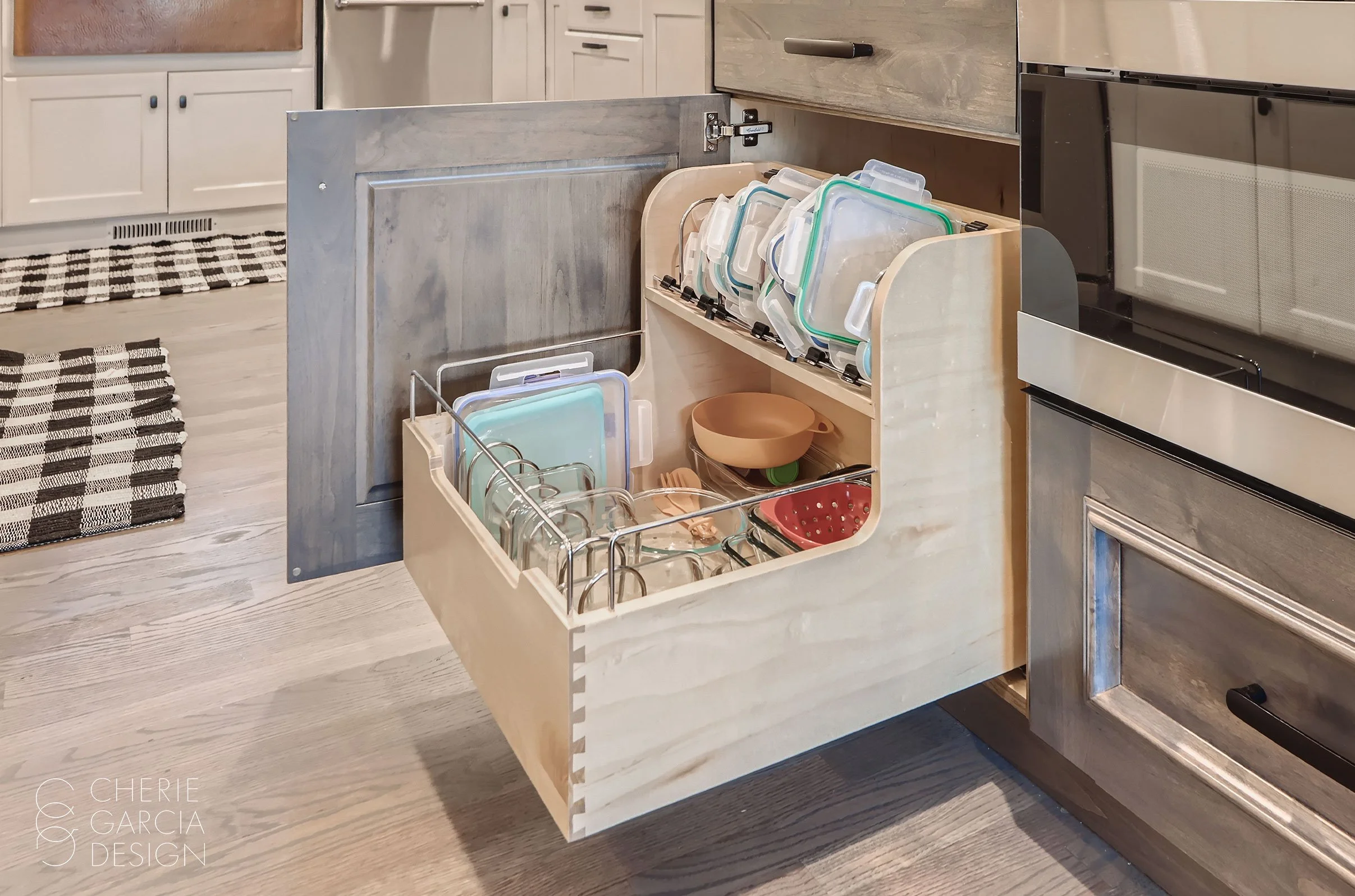 MaplewoodPl_kitchen16-b.jpg