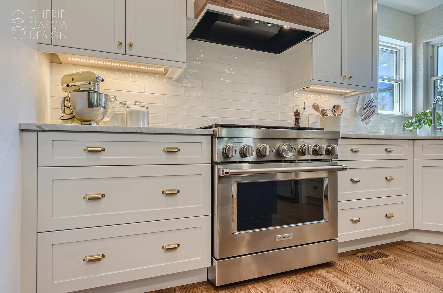 MountainMaple_kitchen8-b.jpg