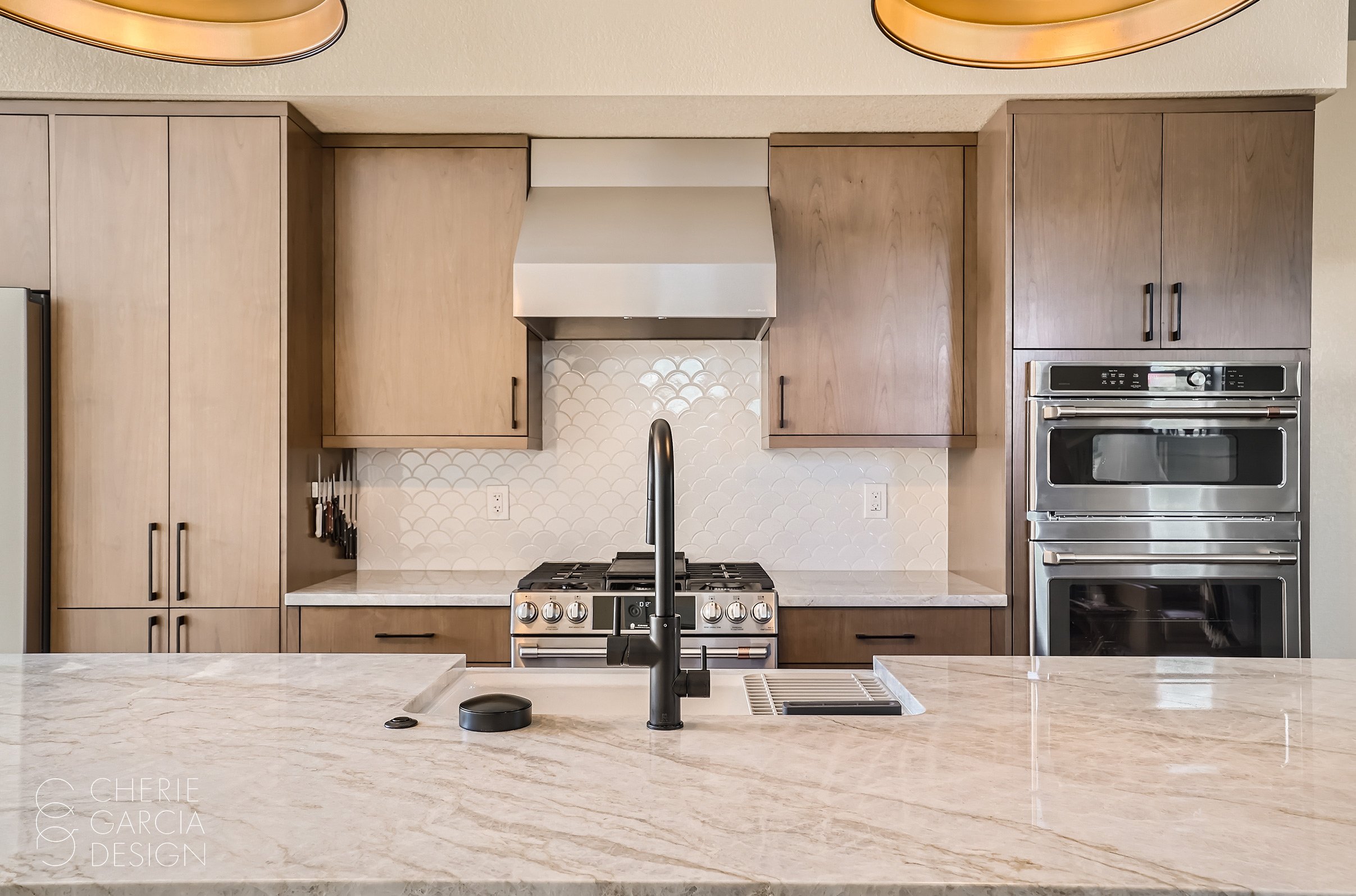 Galapago_kitchen-1b.jpg