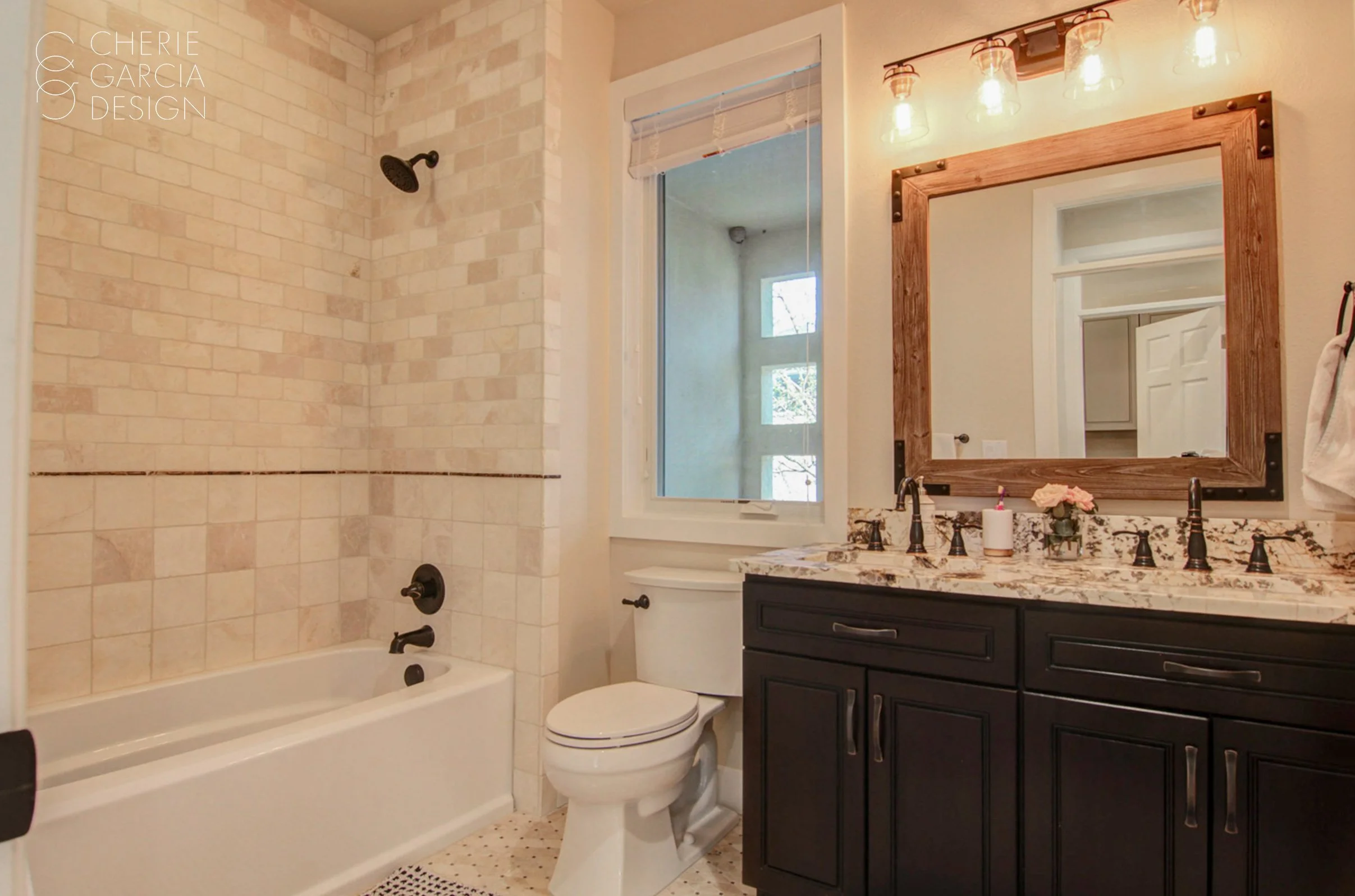 4th-Ave_bath1_b.jpg