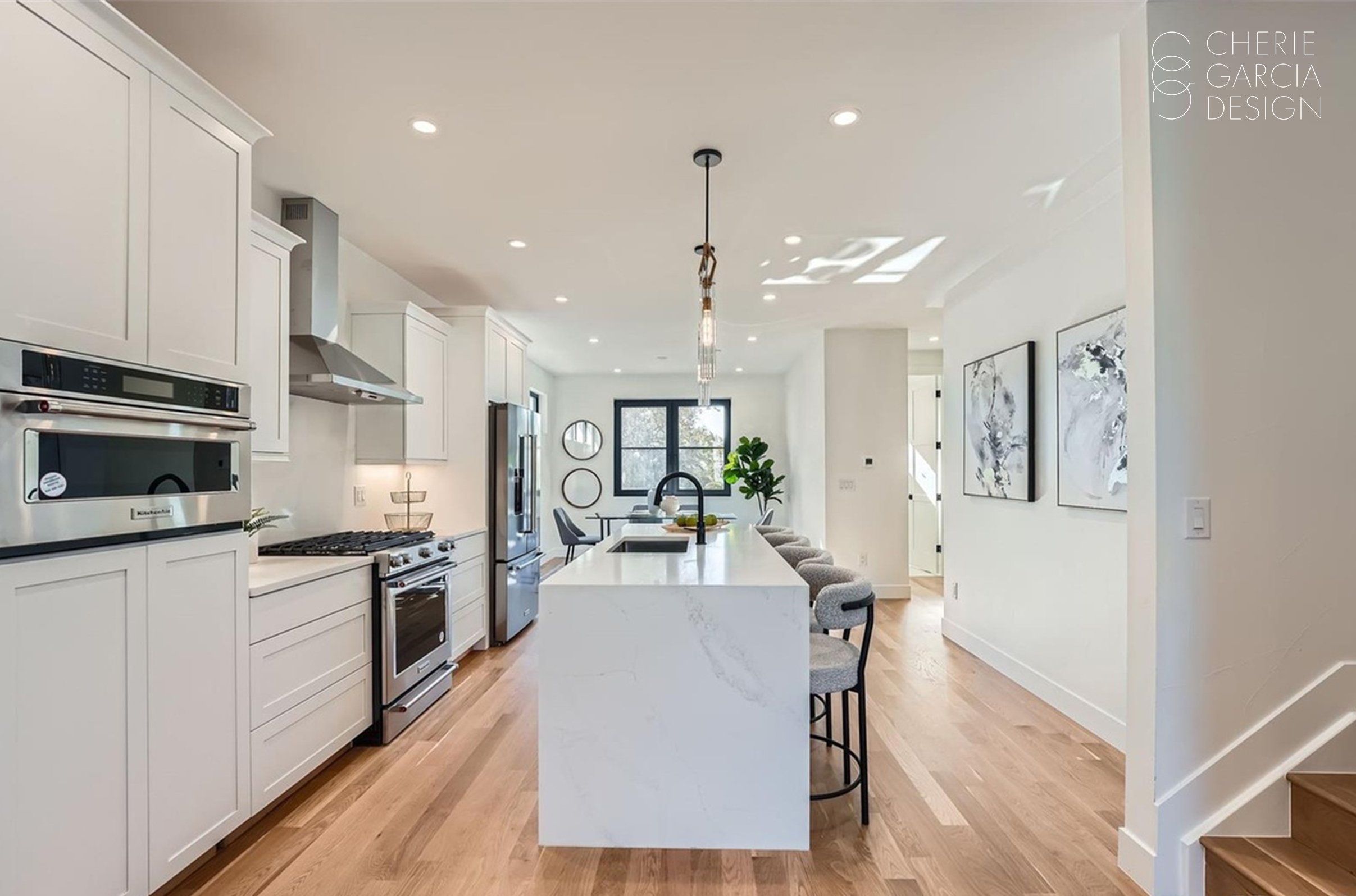 kitchen1_b.jpg