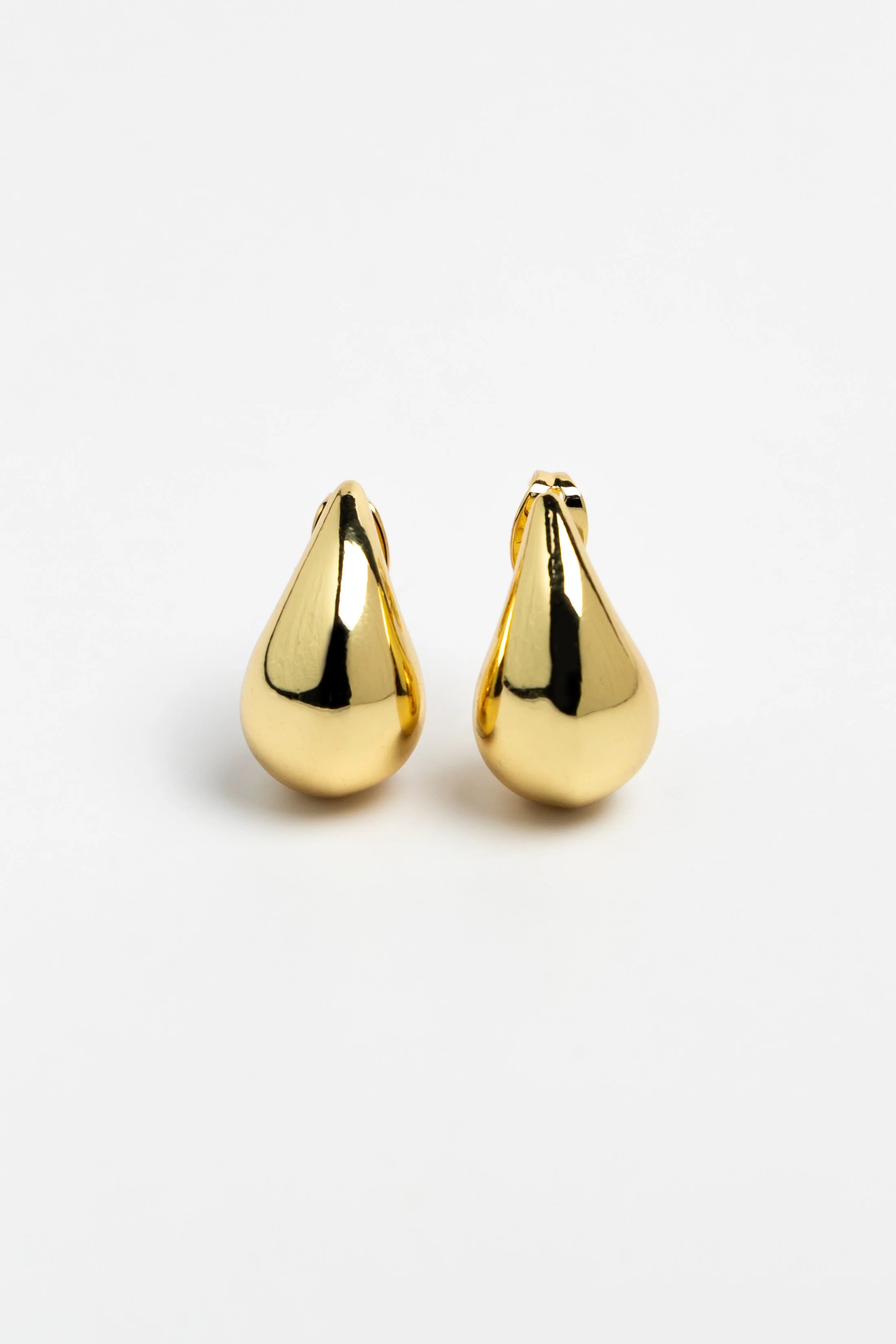 8. DROP EARRINGS (D).jpg