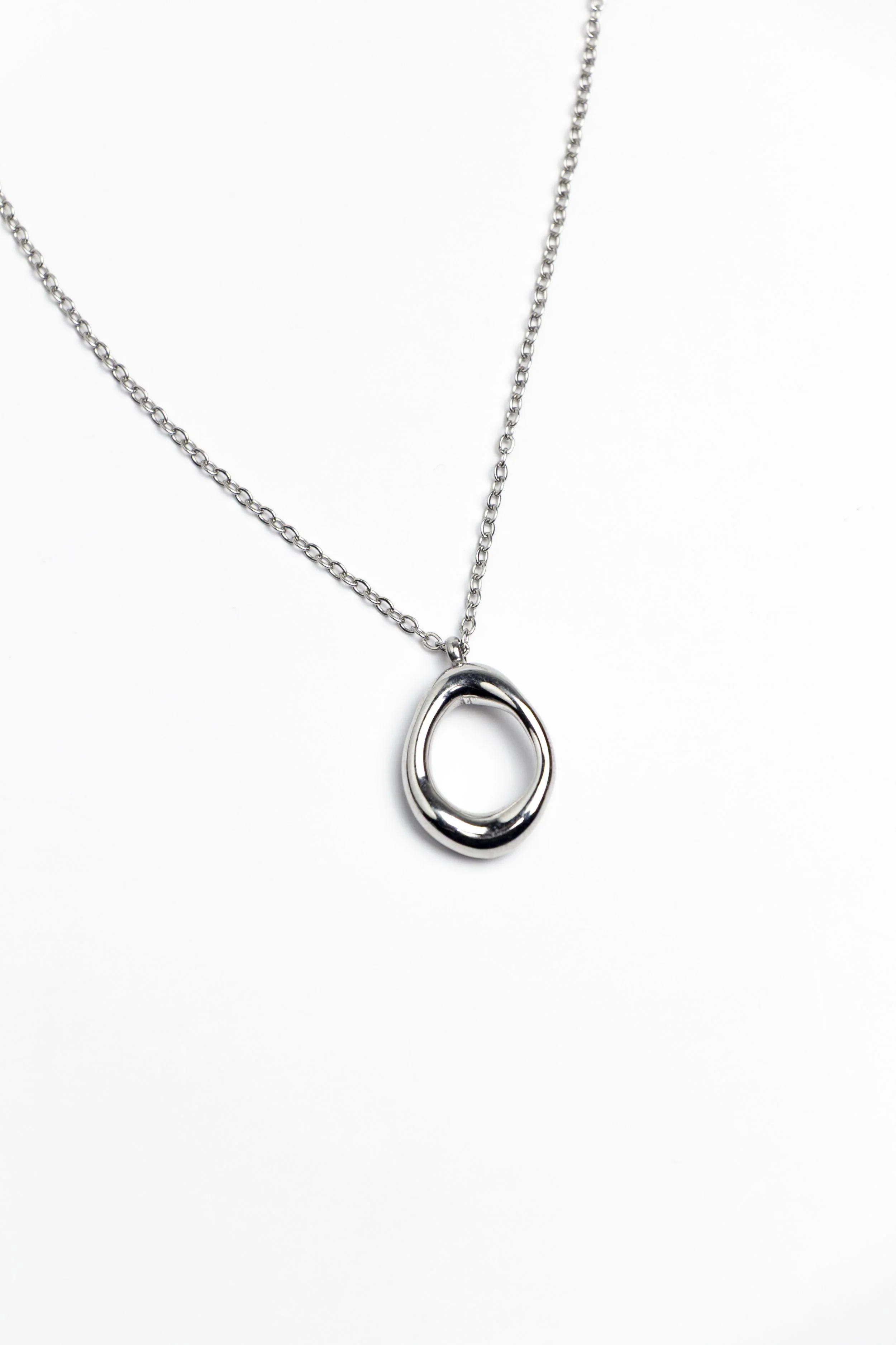 Halo necklace