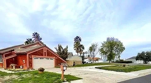 1709 Dune Point Way, $765,000