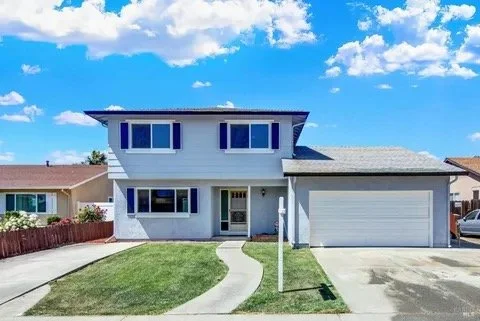 402 Shoveller Drive, $559,000