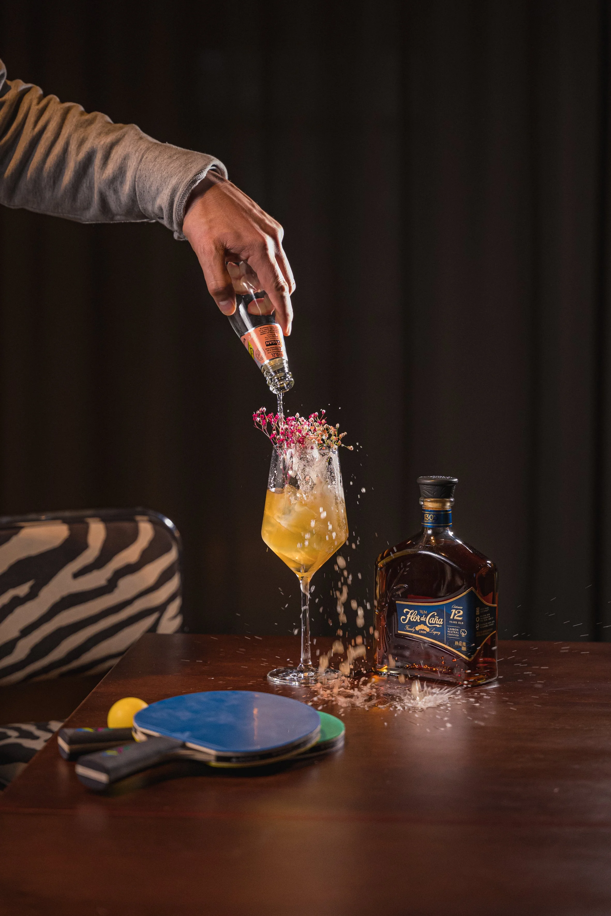 mixing Drinks Schweppes x Flor de Cana