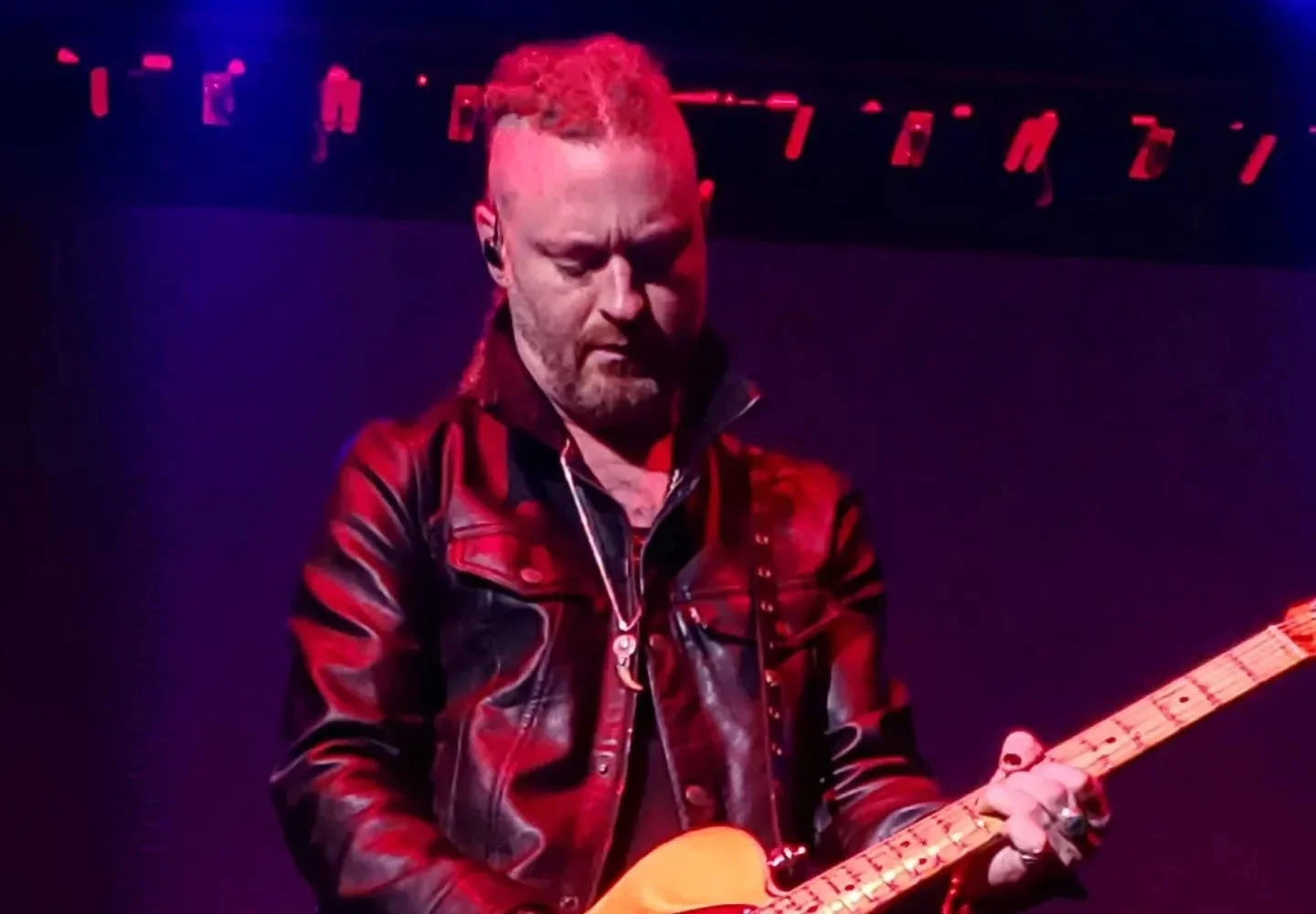 Tripsitter Guitarist.jpg