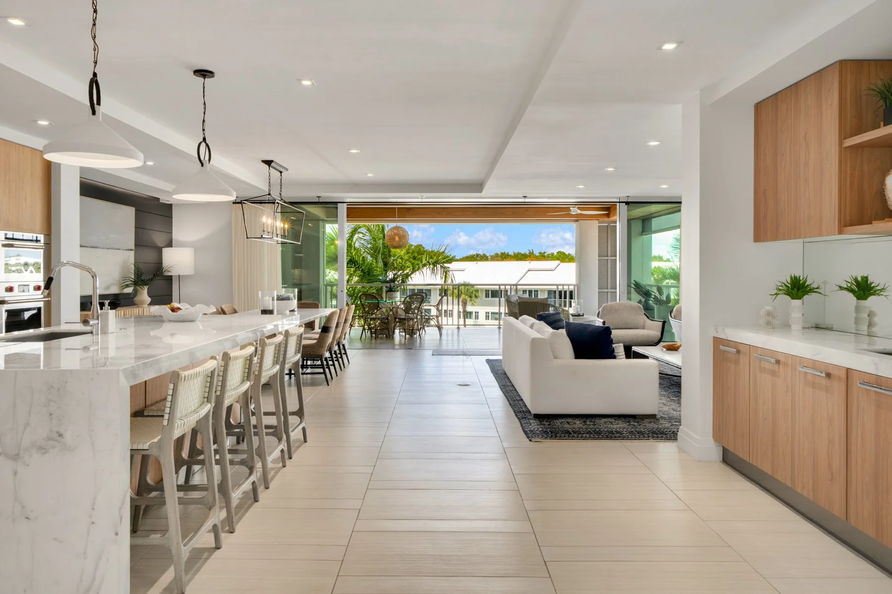 121 Beach Road_1oakstudios_03.jpg