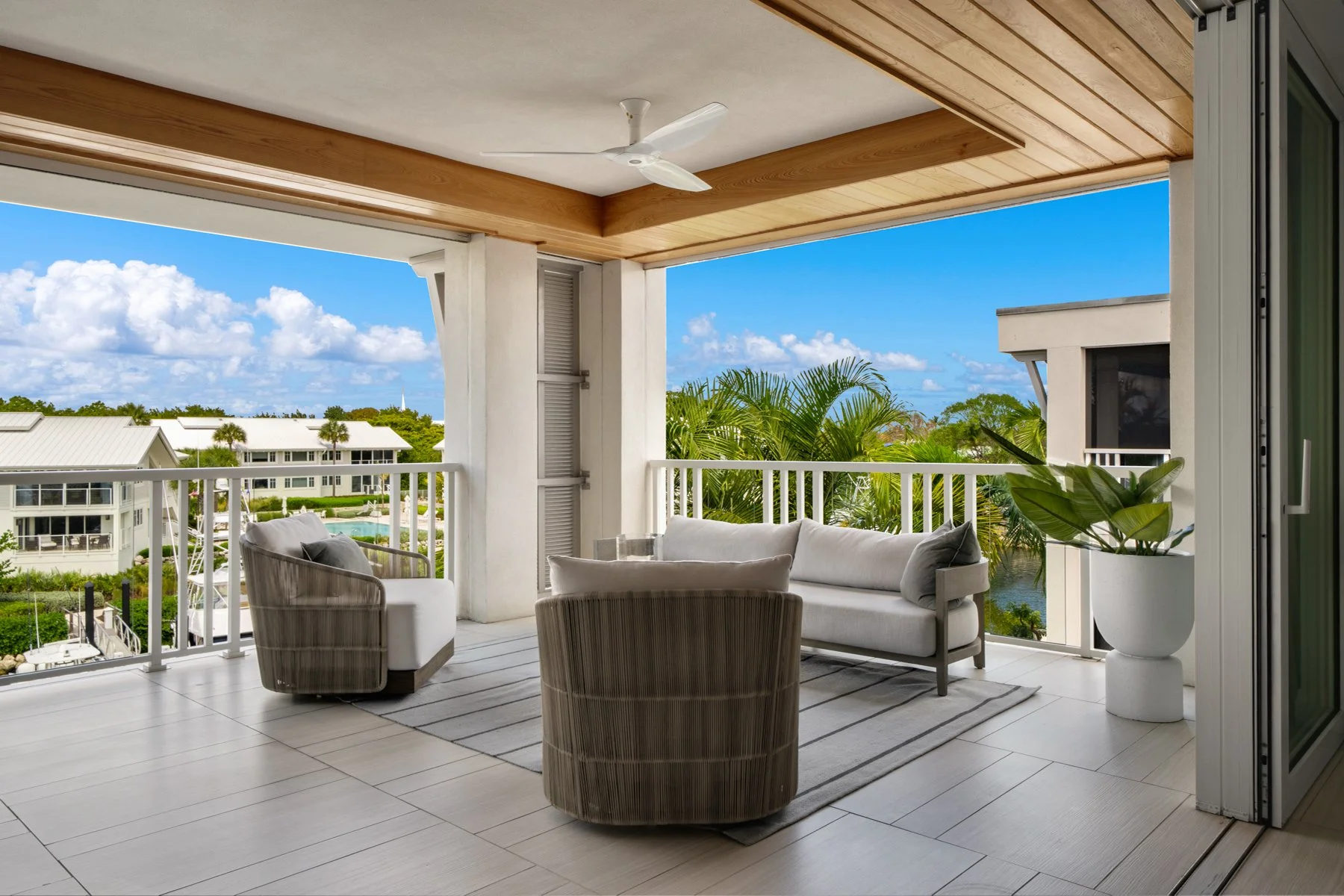 121 Beach Road_1oakstudios_40.jpg