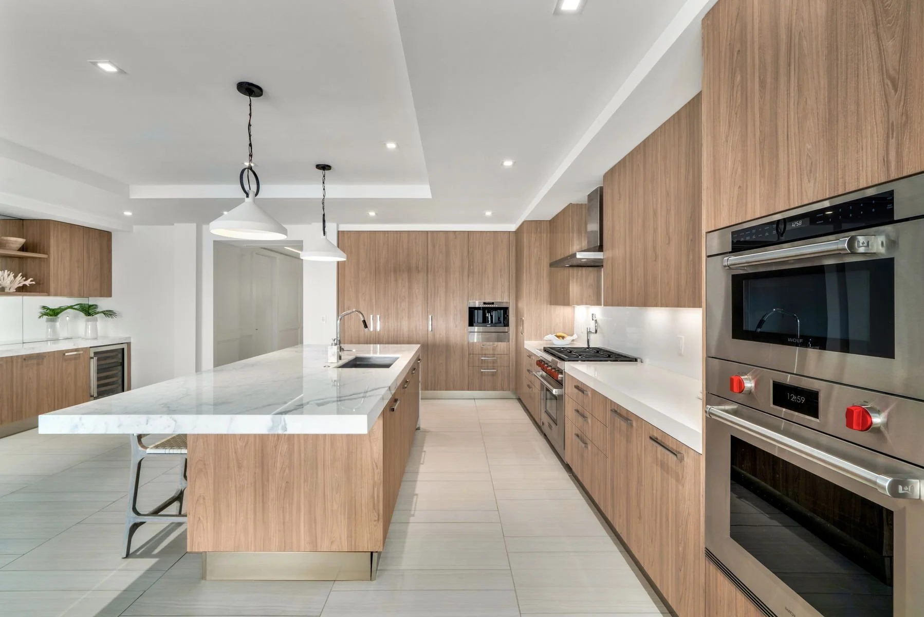mls_121 Beach Road_1oakstudios_01.jpg