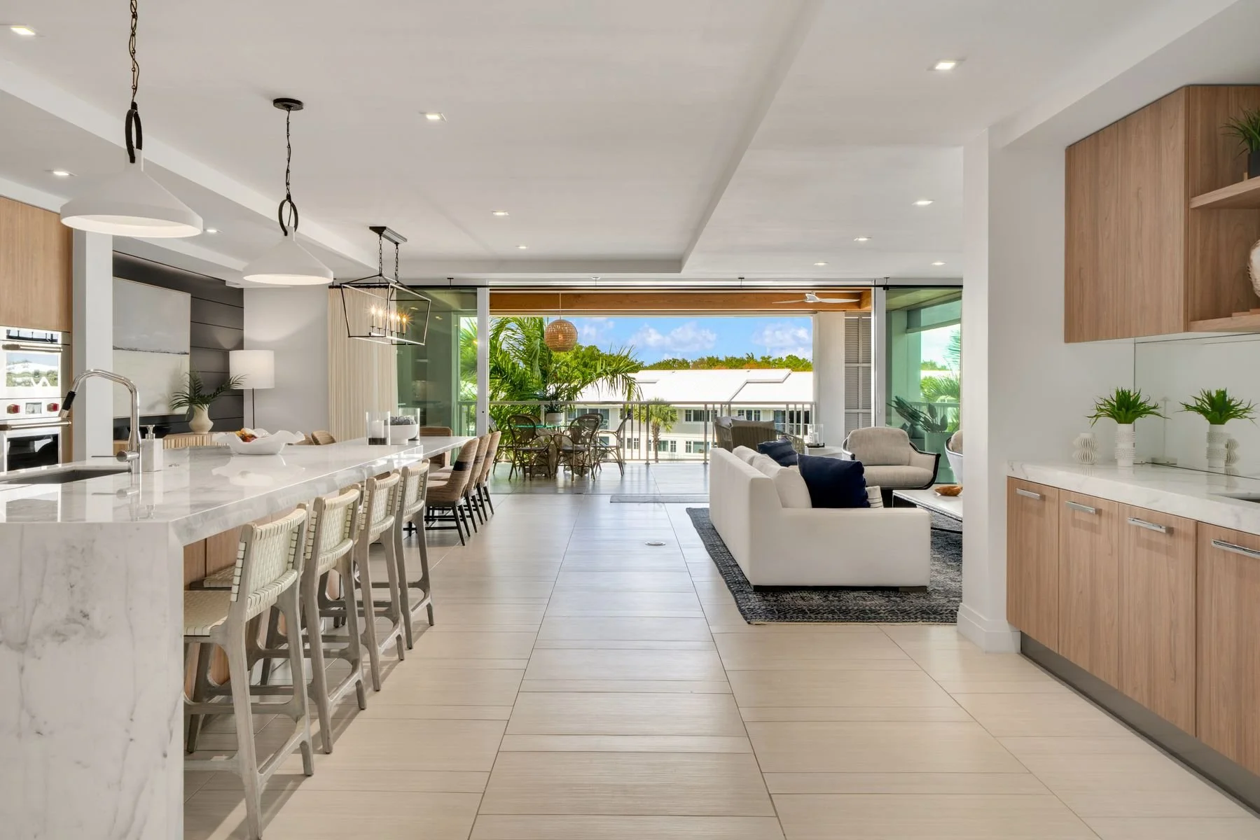 mls_121 Beach Road_1oakstudios_03.jpg