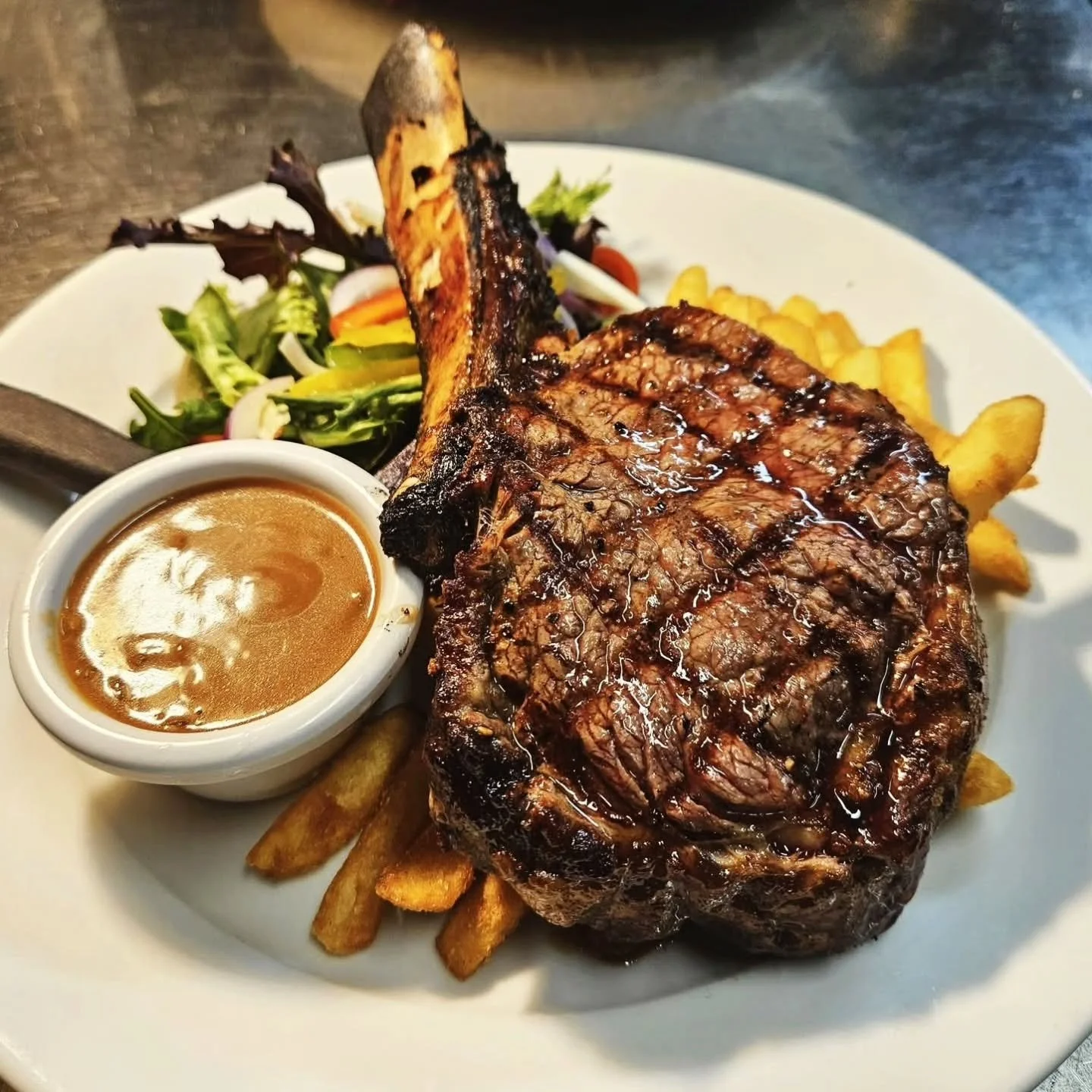 🔥STEAK NIGHT🔥

Calling all Meat Lovers!

Tink's famous Steak Night is here! 🙌

⏰️Bistro open 6pm to 8.30pm 
☎️4990 1002 for bookings 

As always, we love seeing you here at Tink's 😊