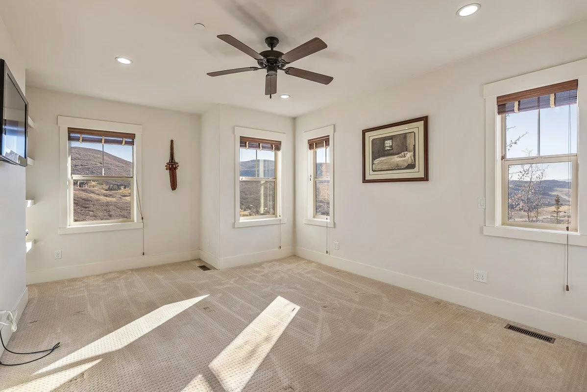 34 - 13312 Highmark Court.jpg