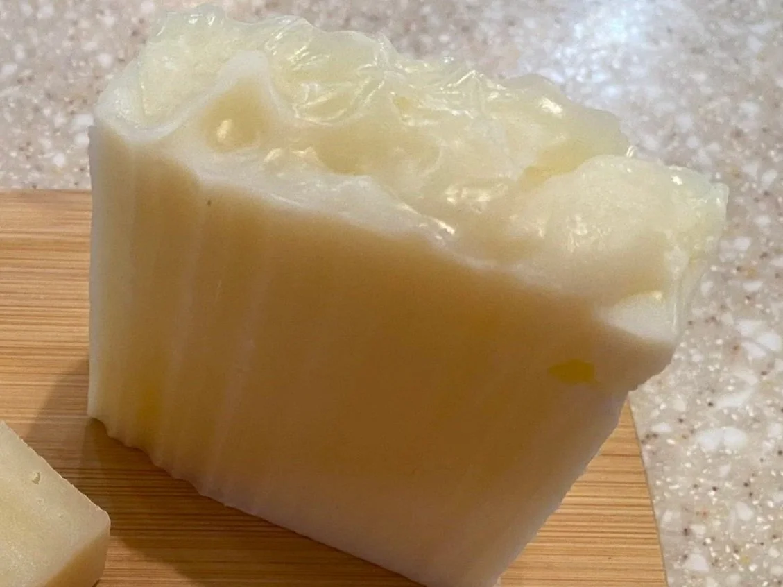 Rosemary+Peppermint+Shampoo+Bar3.jpg