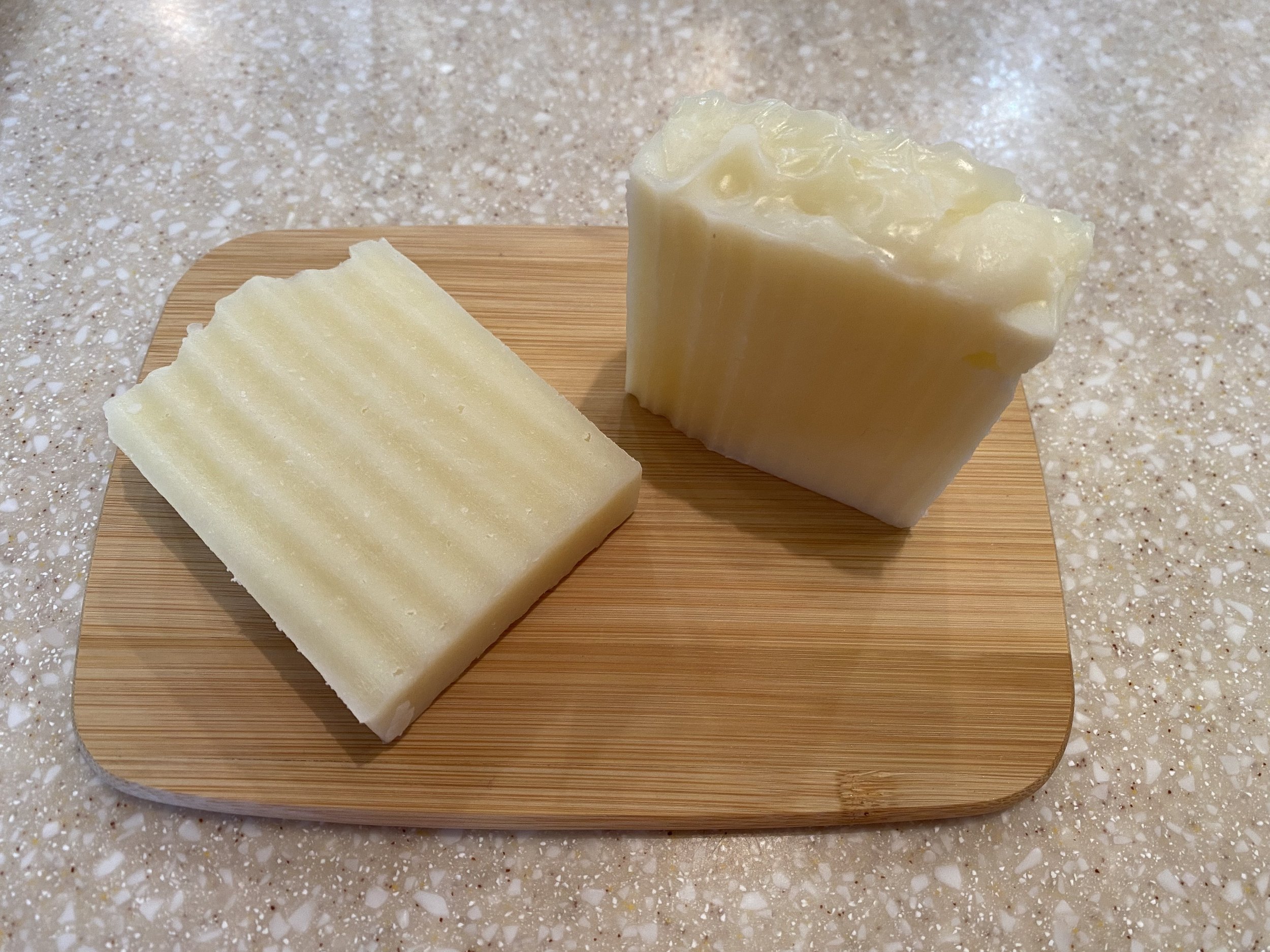 Rosemary Peppermint Shampoo Bar.jpg