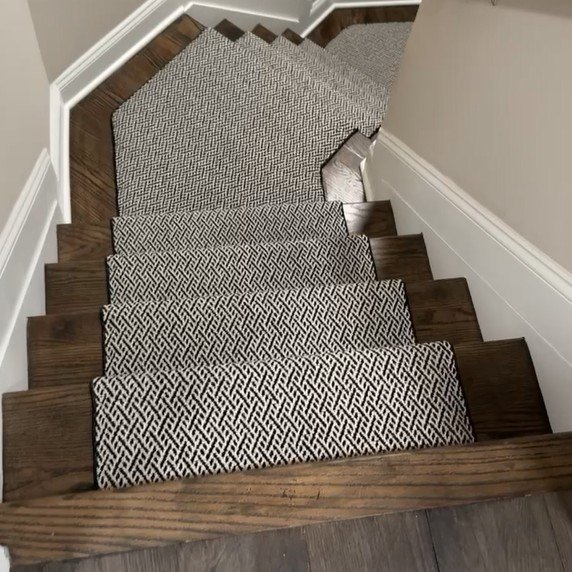 RCO-V-032026-StairRunner-6-sq-w.jpg