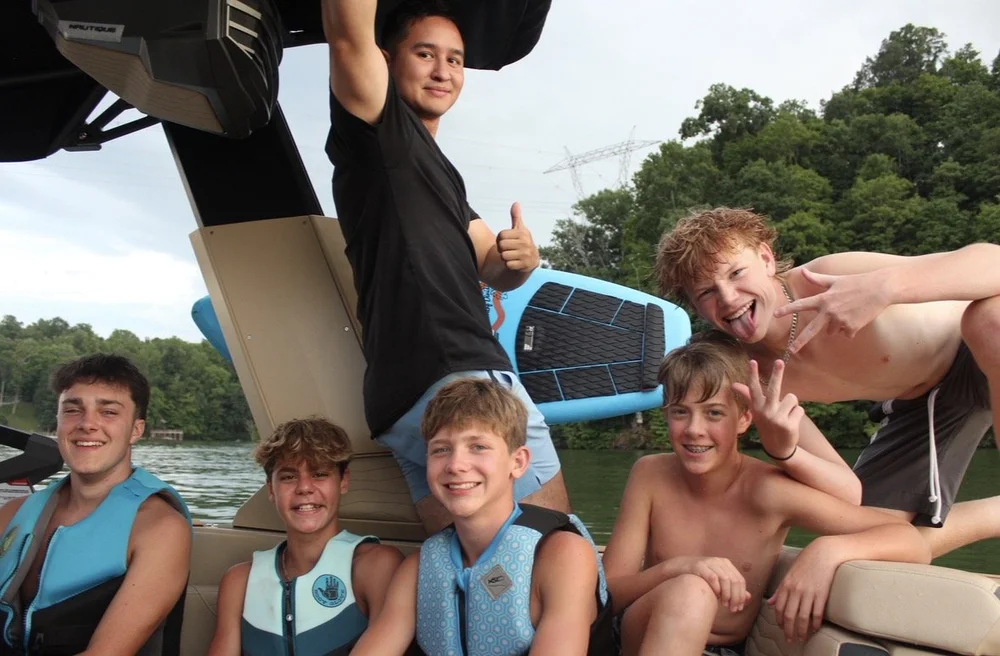 SonRise students on the boat