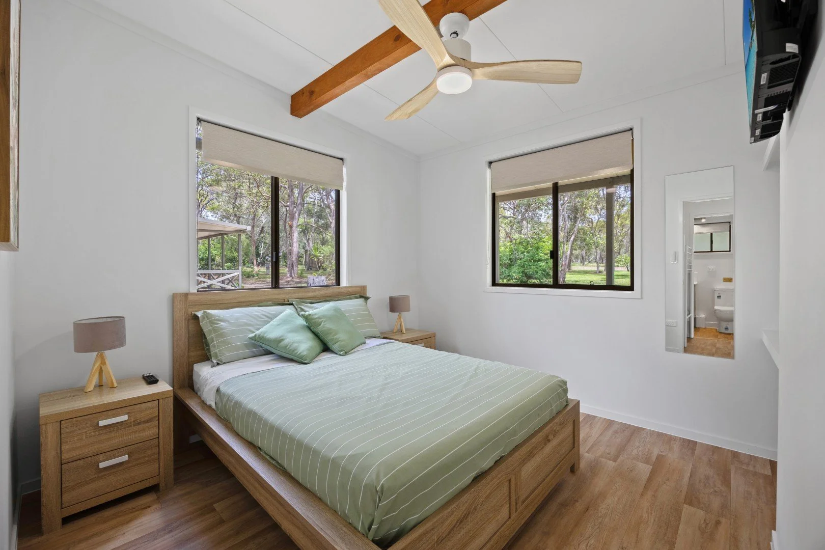 Cabin 5 Agnes Bush Cabins Agnes Water Queensland self-contained bush cabin sleeps 6