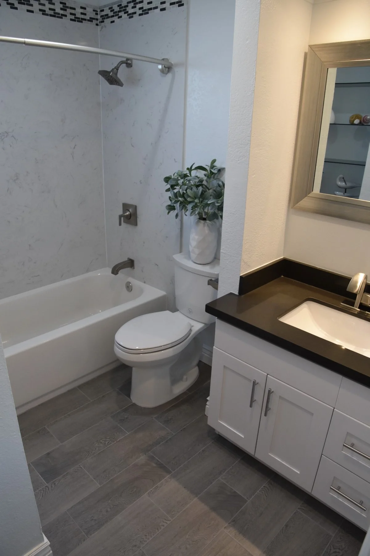 Pierce Duplex Staged 15.JPG