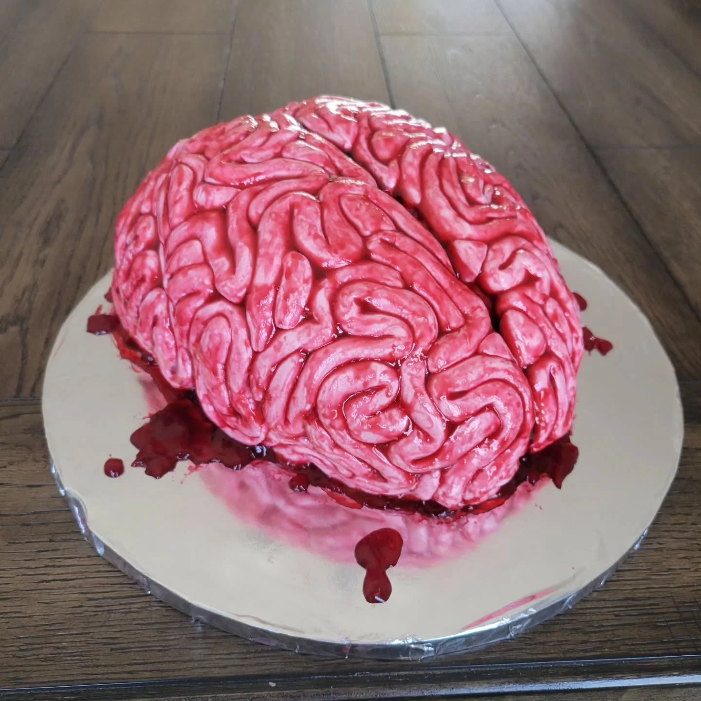 Swipe for the four stages of a brain cake! From finish to start 😍🧠

My co-worker today was saying this cake was one of her favorites, so  I am sharing it again in spirit @cutbyhope 😉

#braincake #cakecontent #cakeart #cakeandpathology #PathAssist