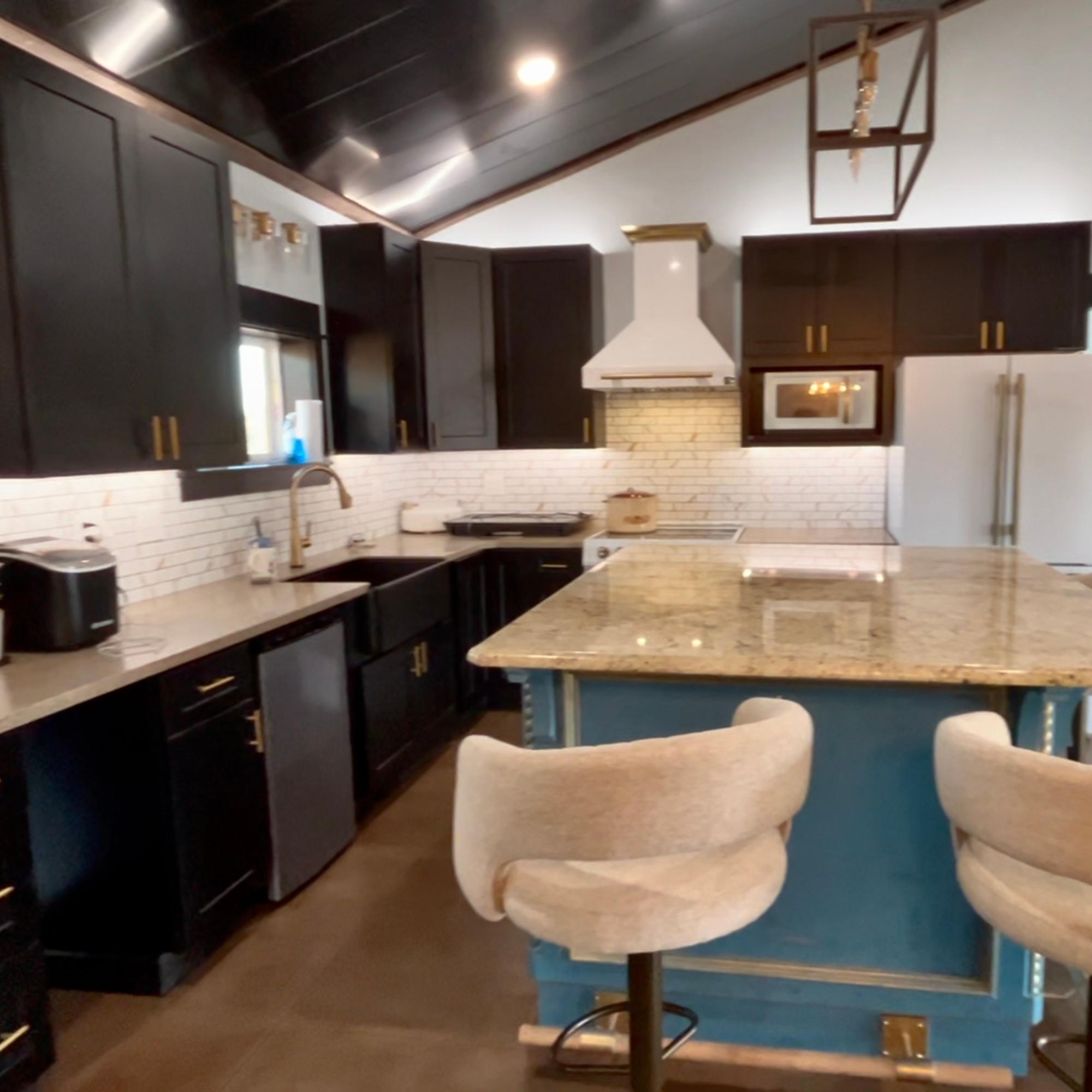 Full Kitchen Install