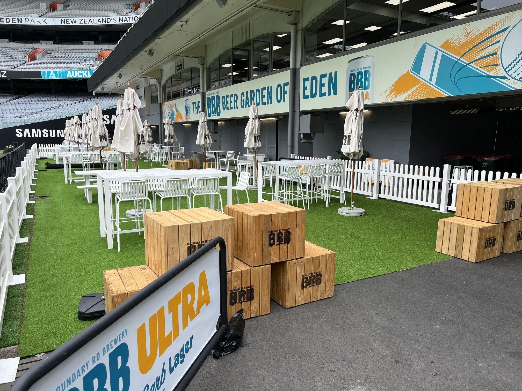 Eden Park West End BRB Cricket - INV-31373.jpg