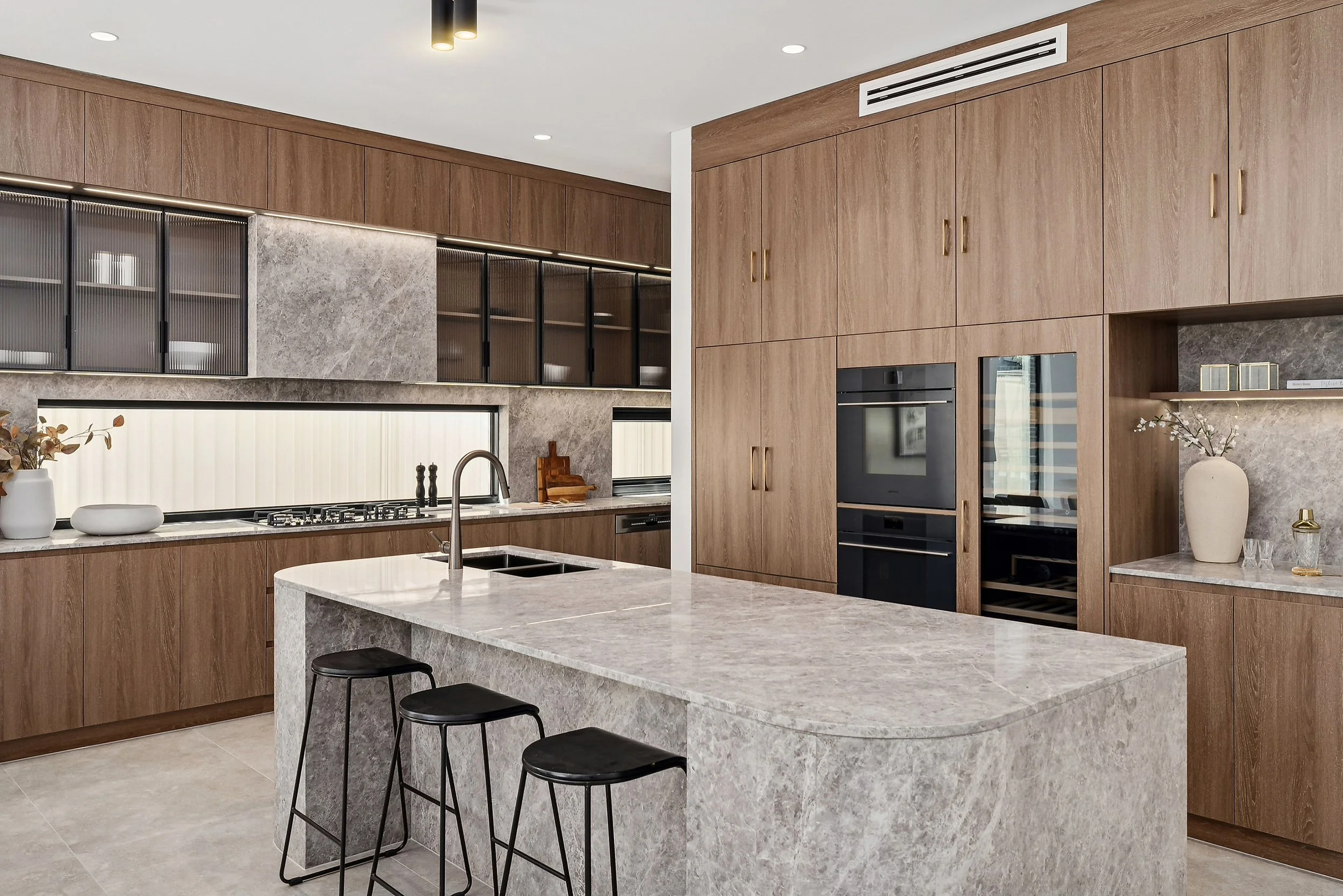 Kitchen (2).jpg