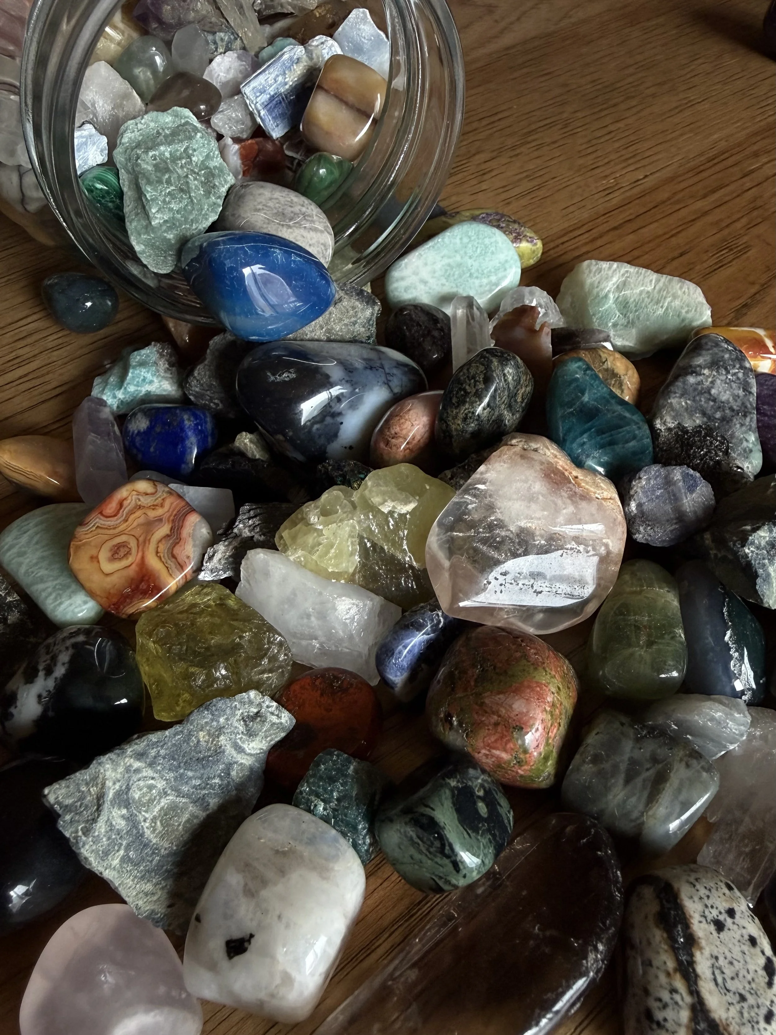 Crystal Confetti - 7 Random Stones