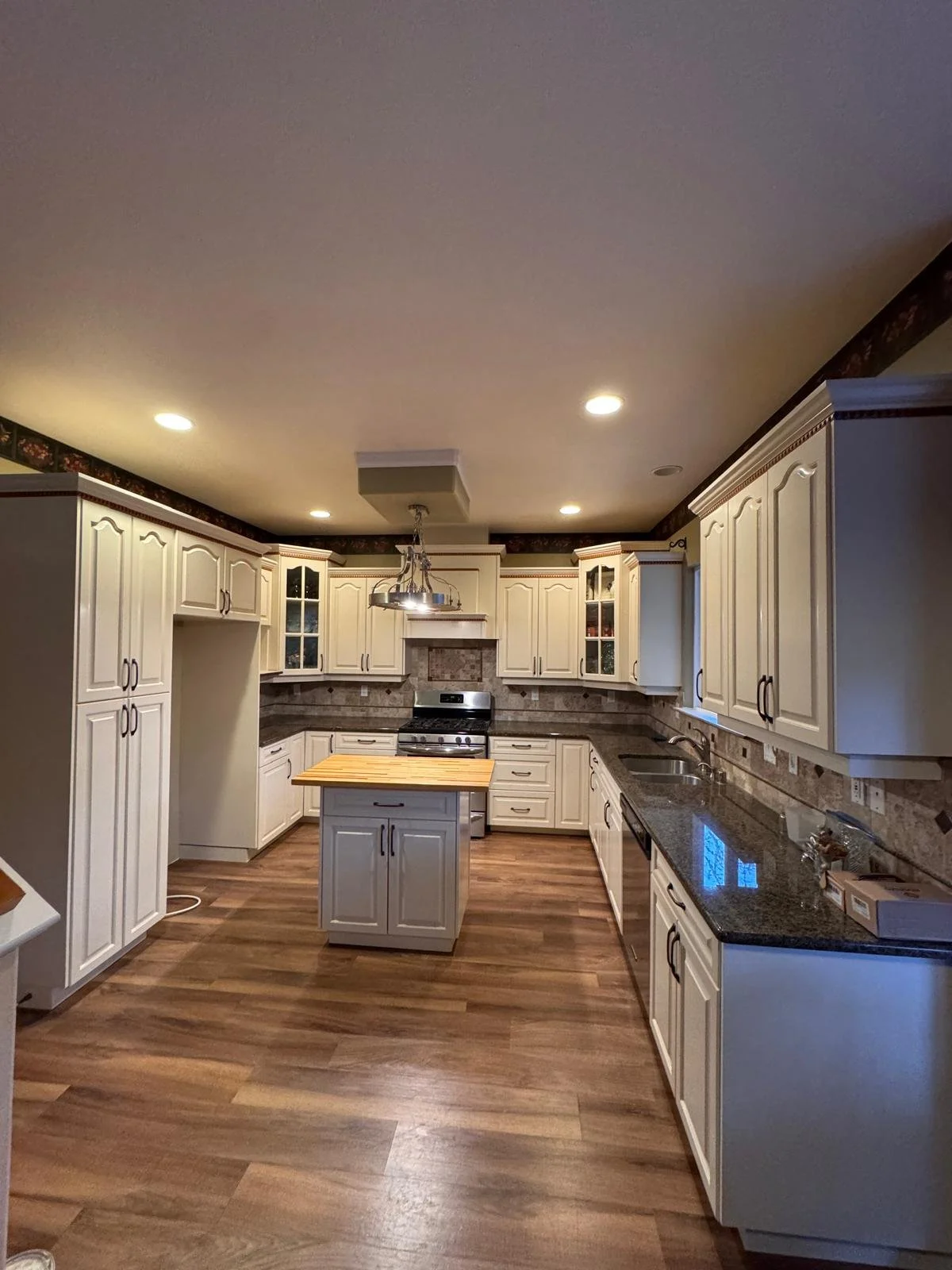 PHOTO-2026-03-30-22-30-22 8.jpg