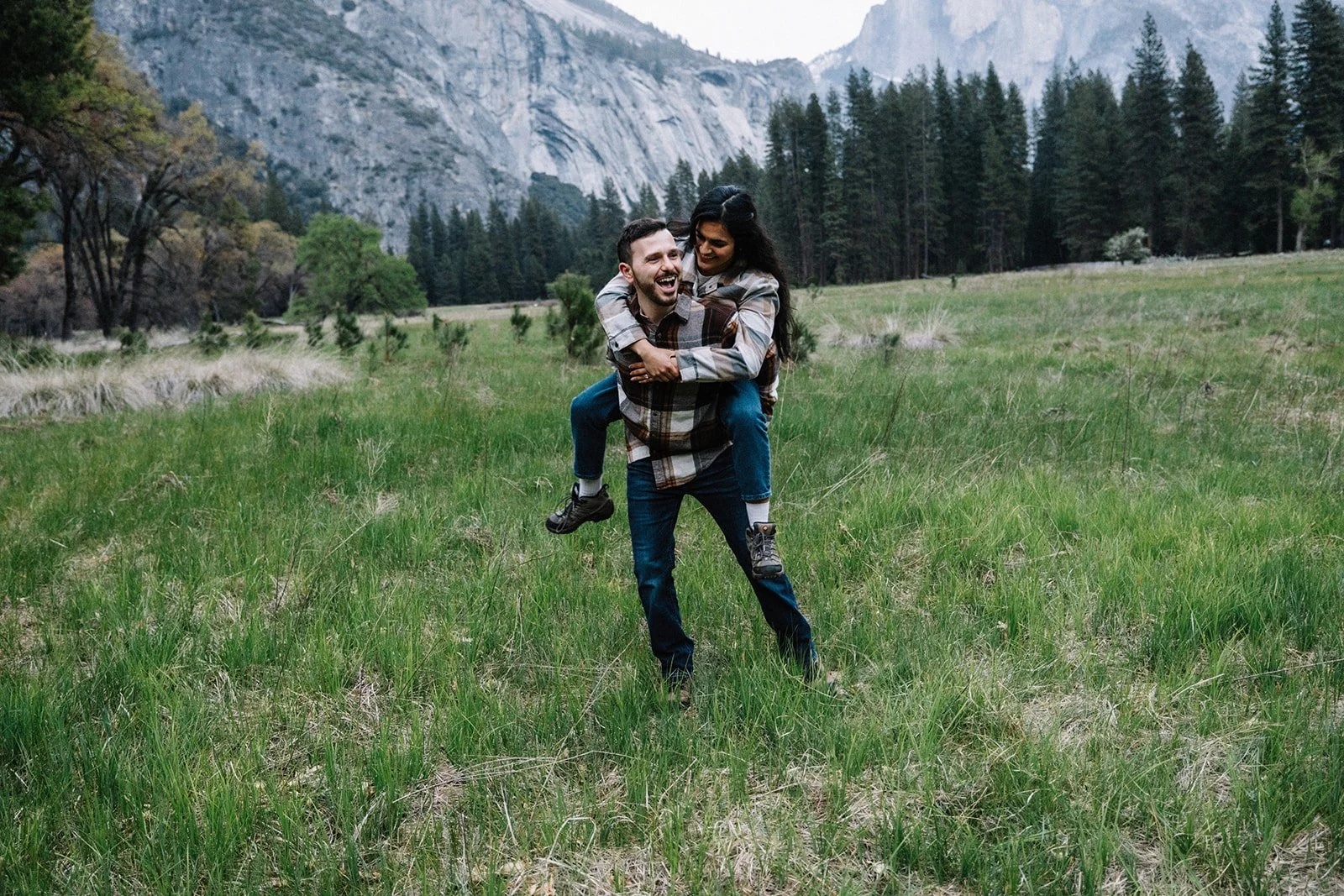 Yosemite meadow engagement session natural moments (21).jpg