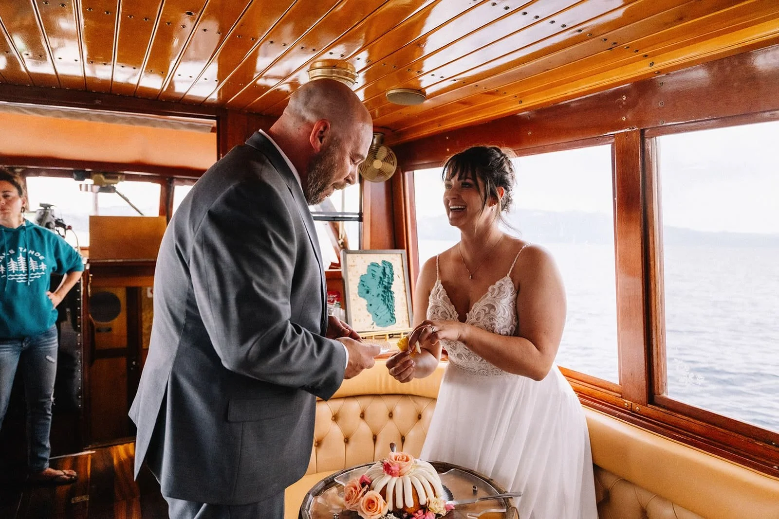 CaraShawn_BoatCruise_0542_websize (1).jpg